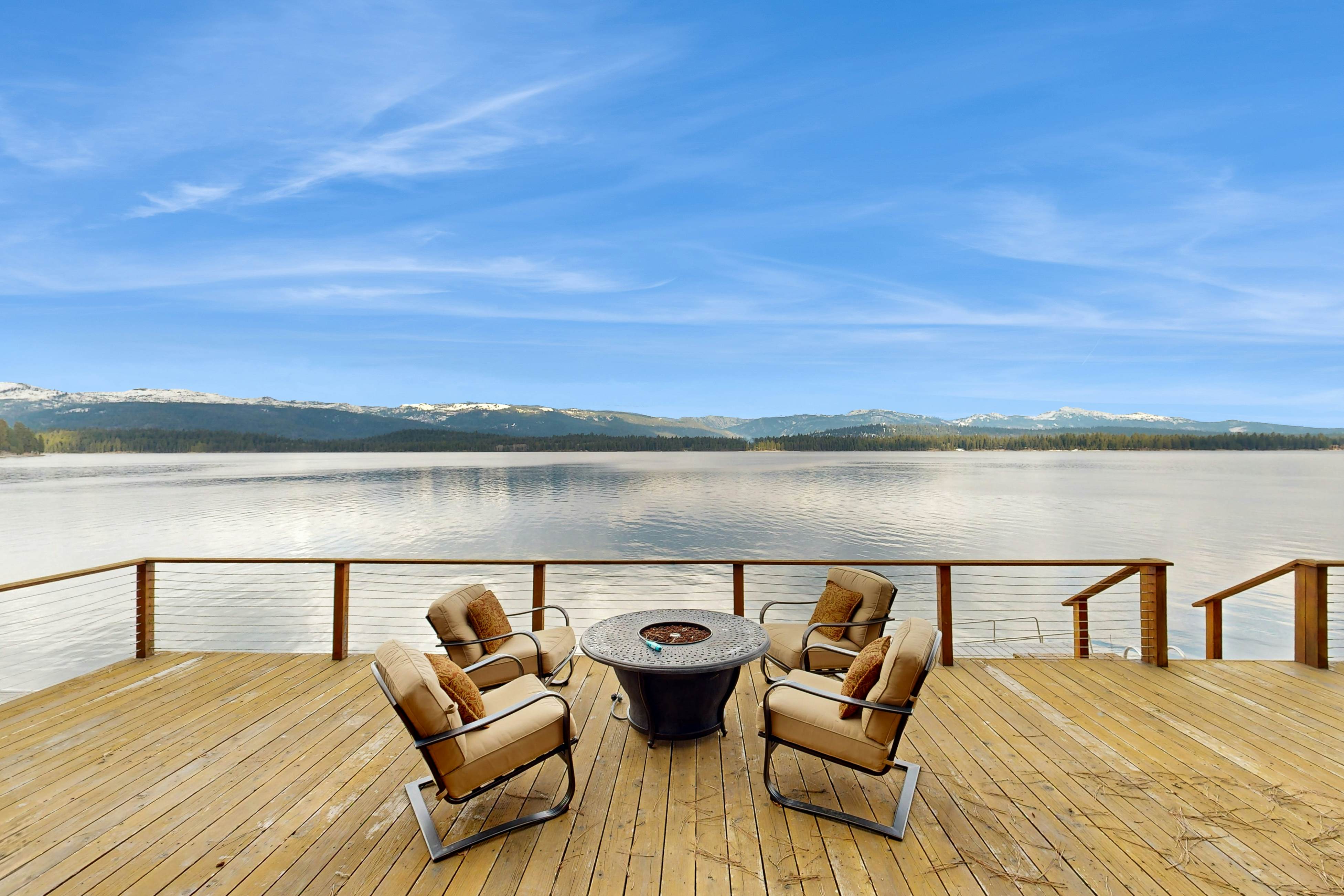 A Place on Payette Lake