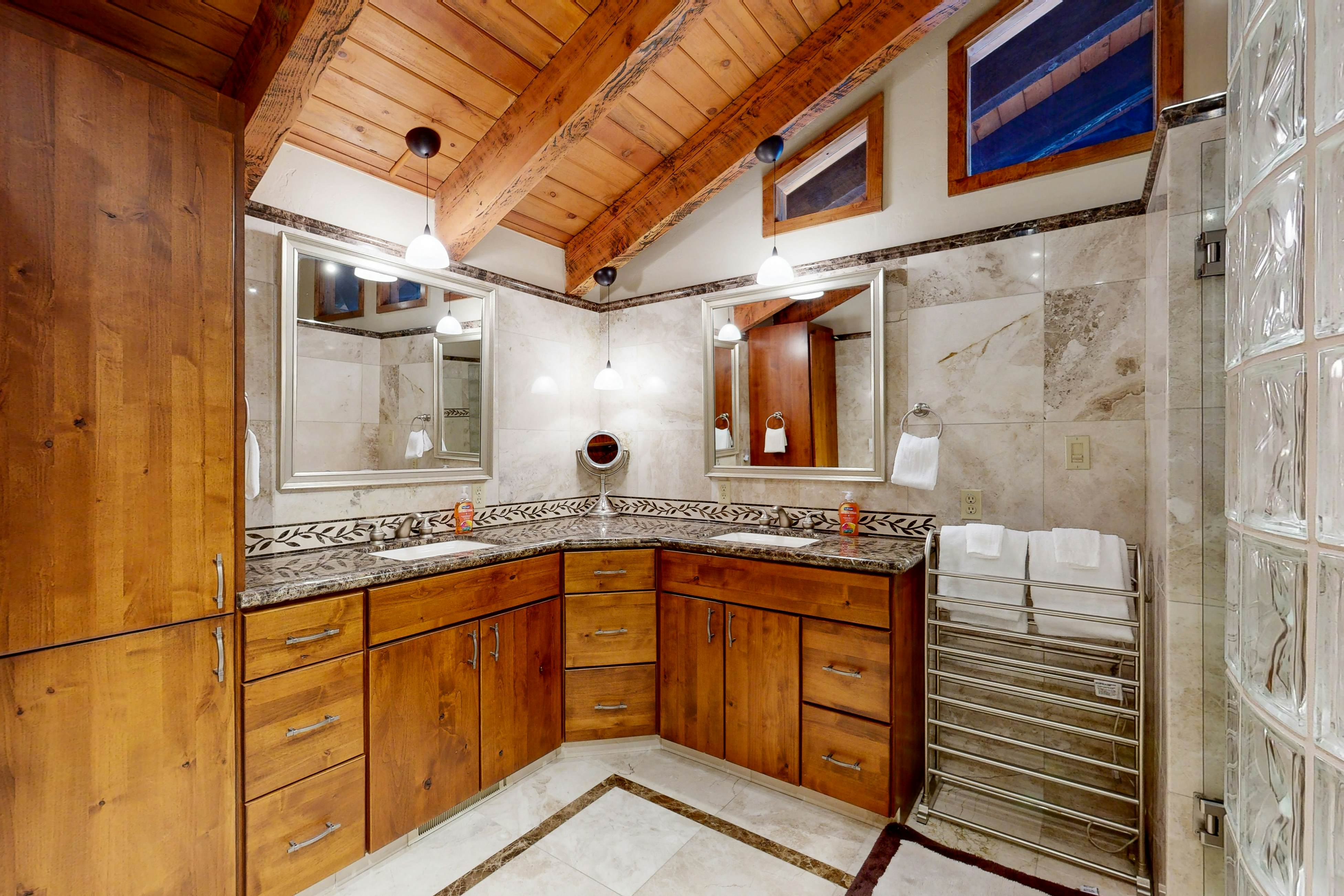 A Place on Payette Lake