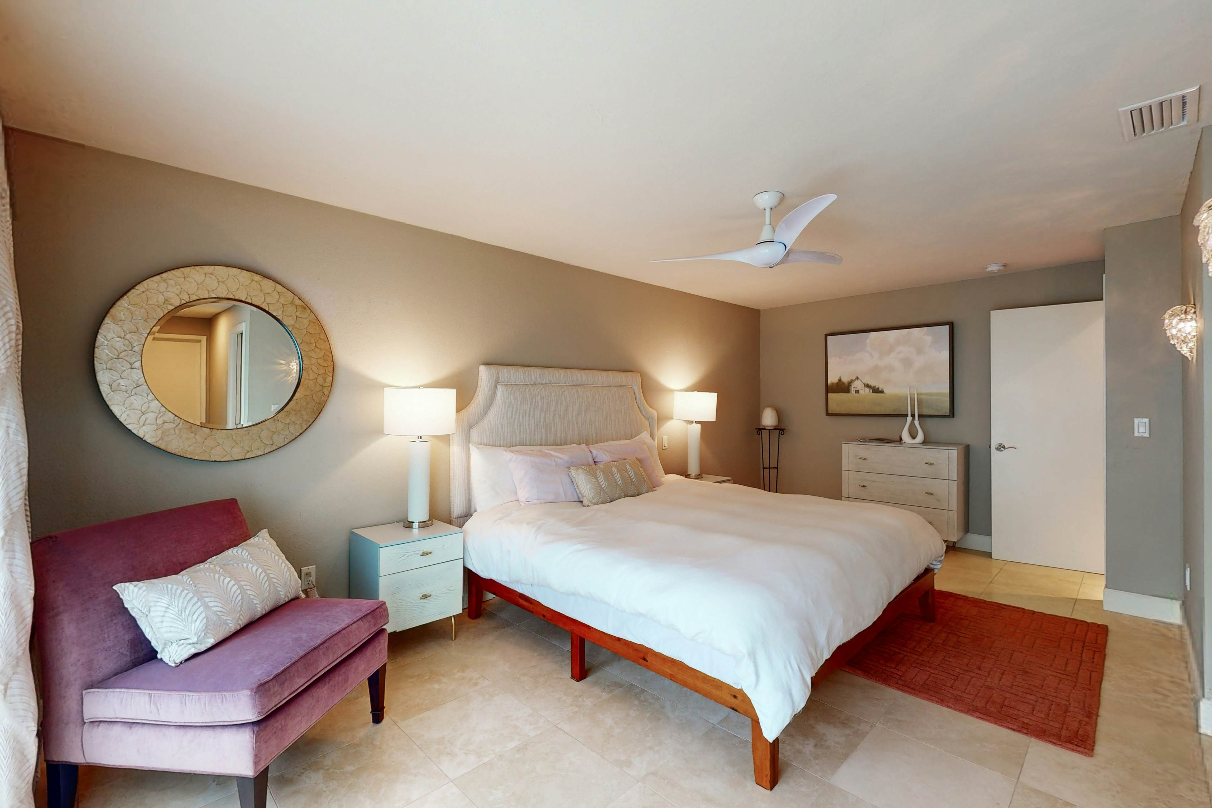 8 Pines - Sarasota Bay