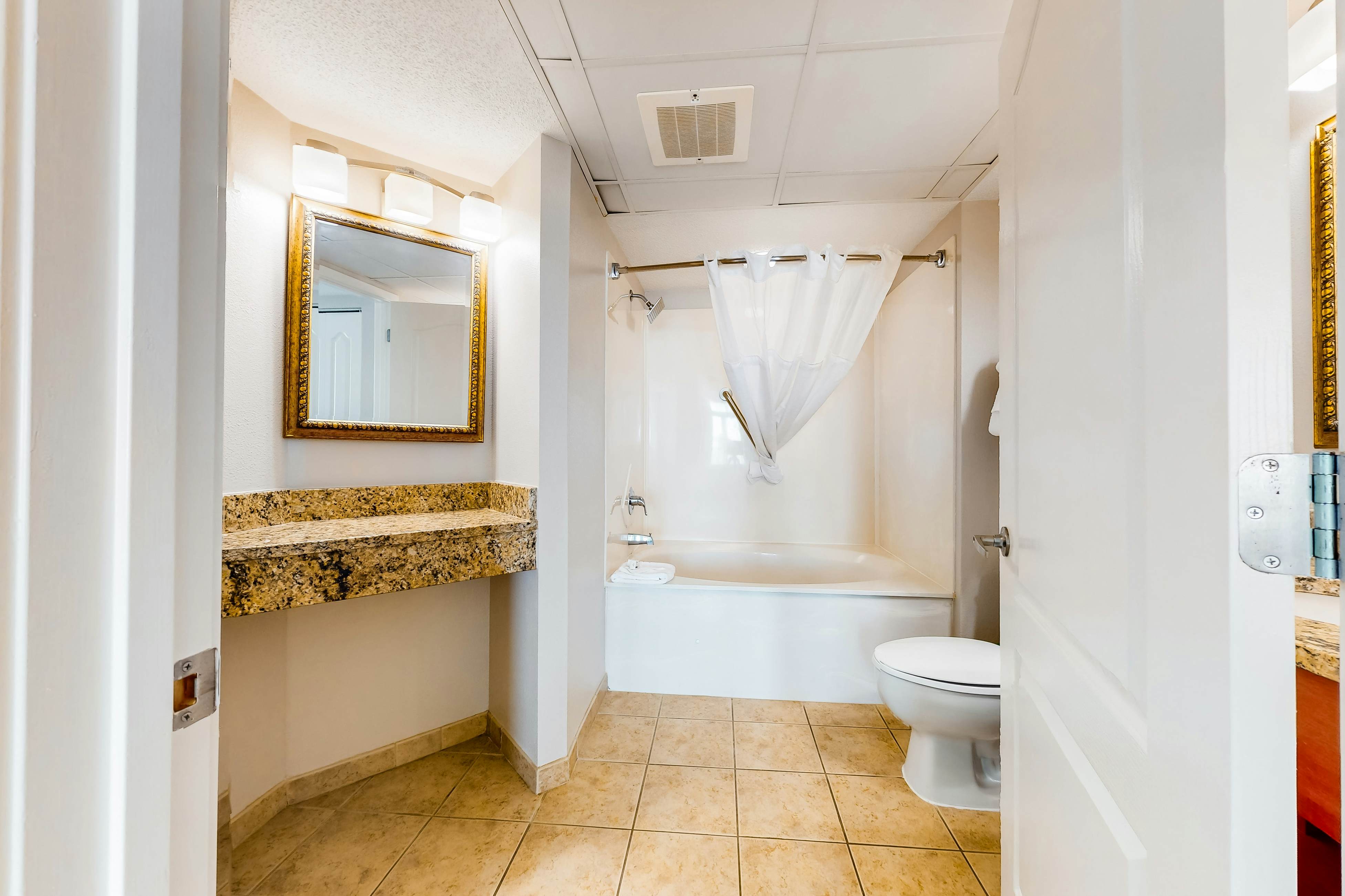 Carolinian Beach Resort 1030