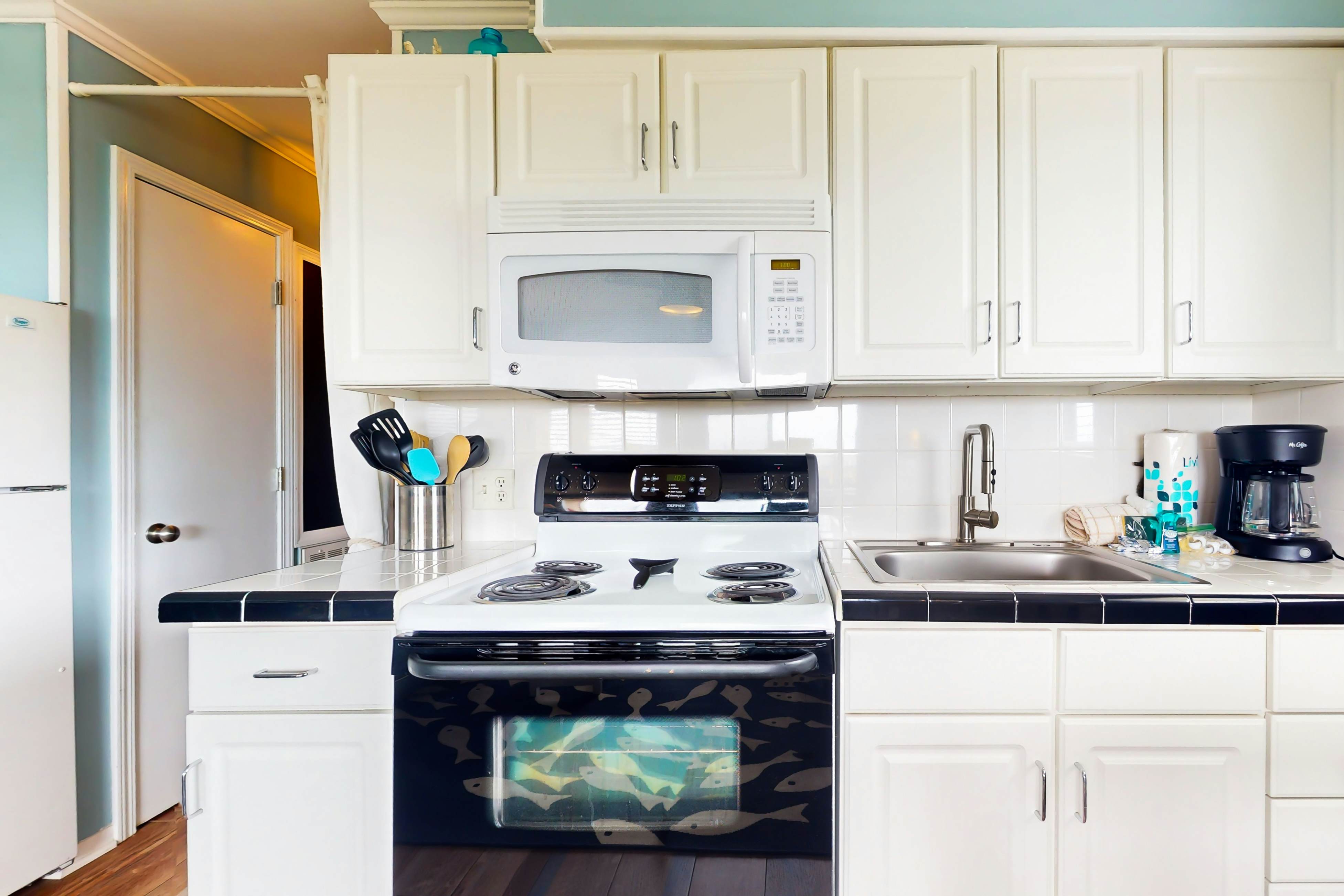 HH Beach & Tennis B127