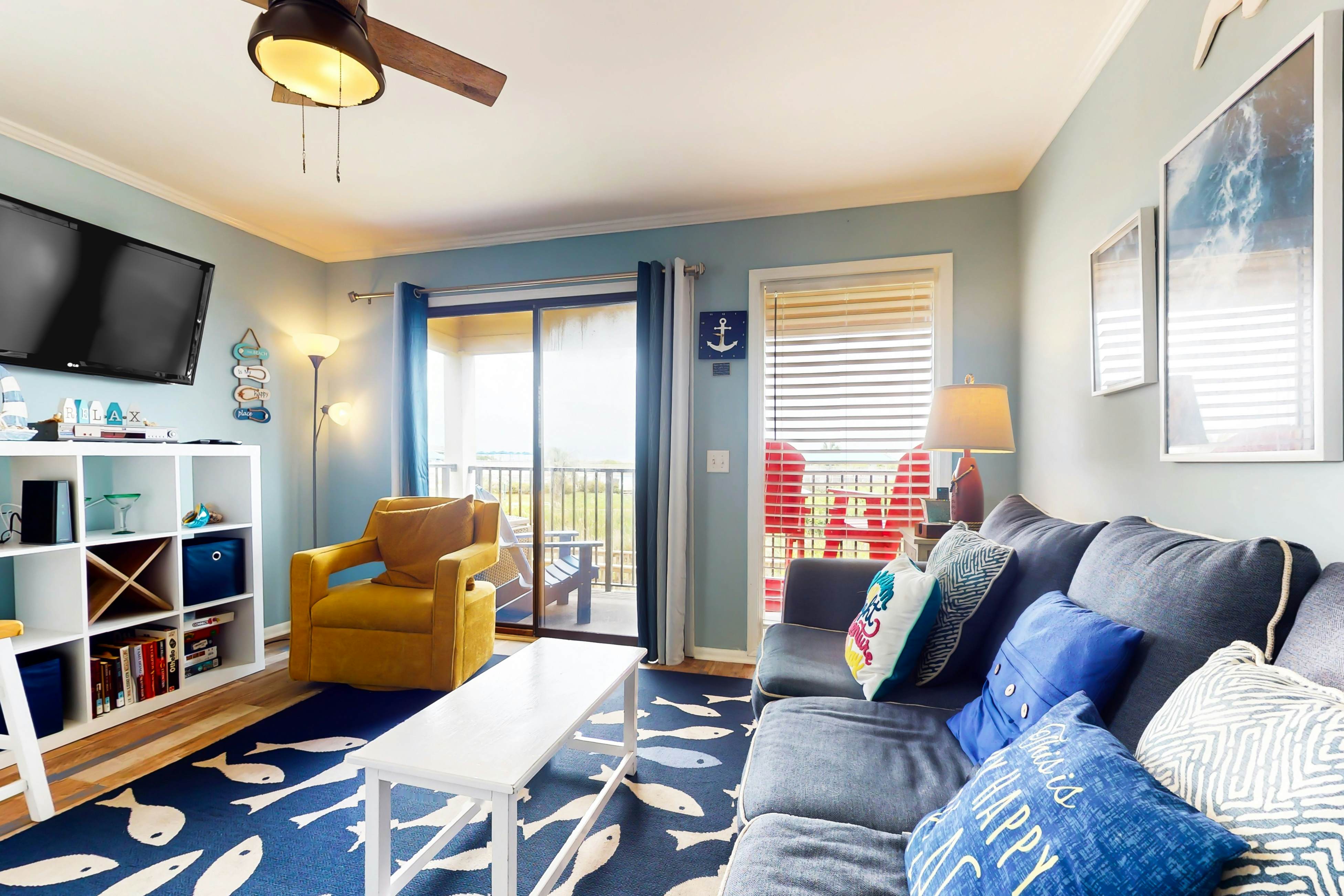 HH Beach & Tennis B127