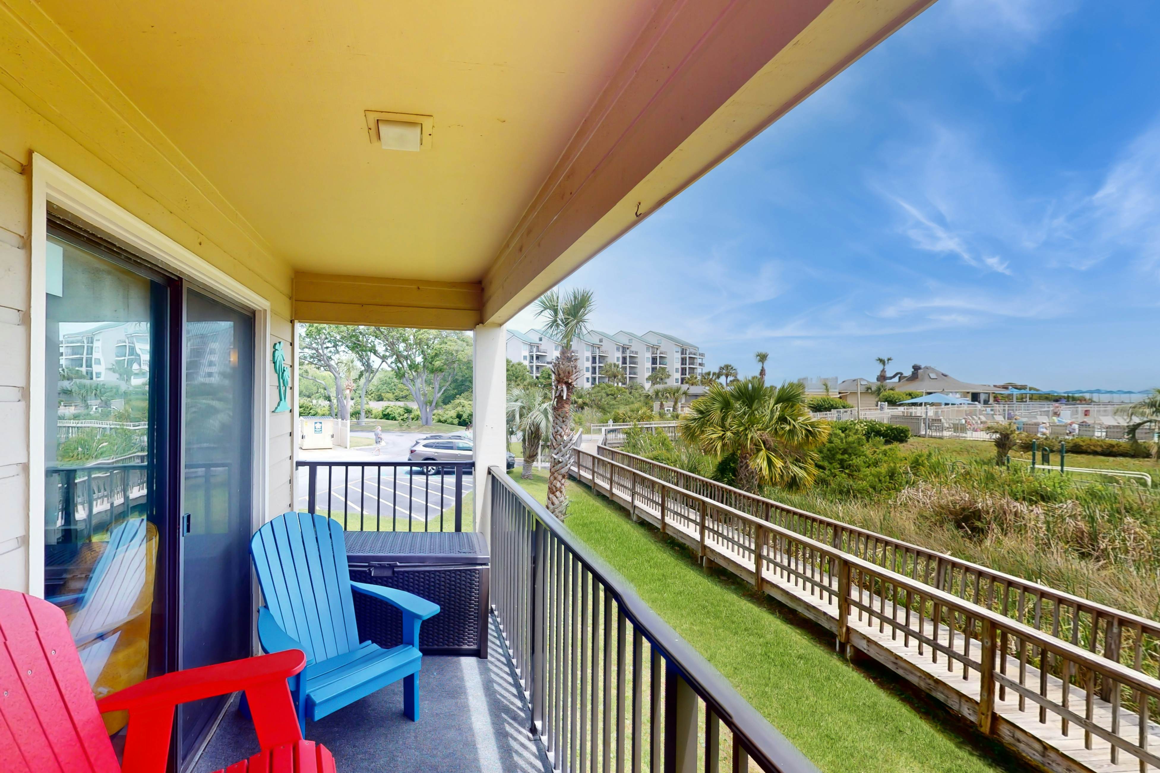 HH Beach & Tennis B127