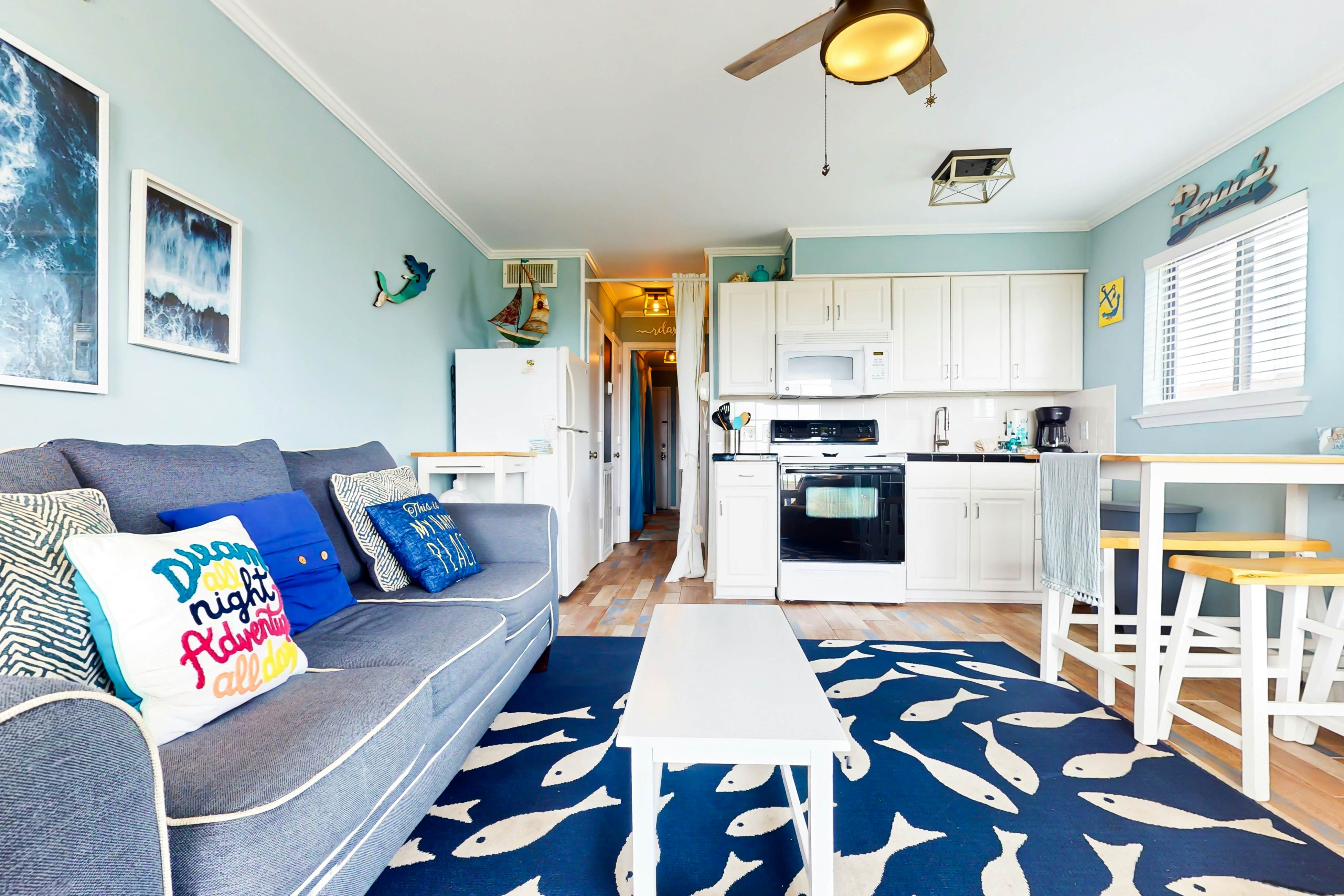 HH Beach & Tennis B127