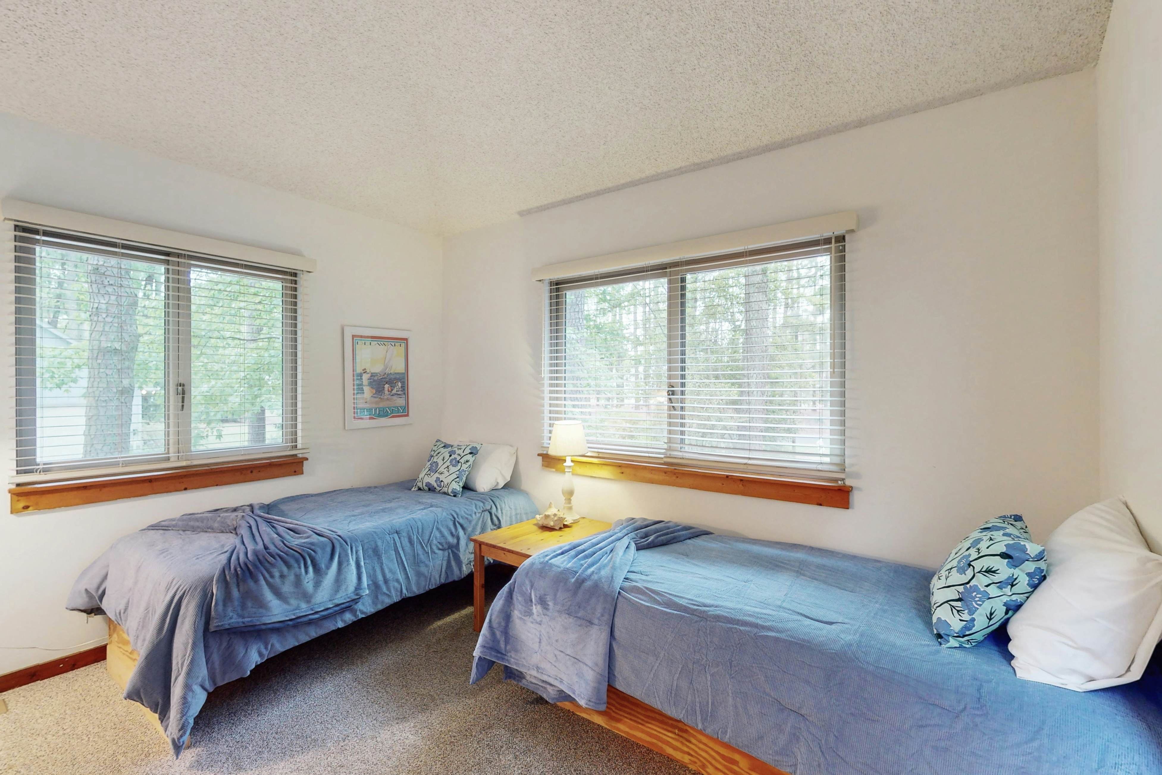 Middlesex Beach - 137 Evergreen Rd