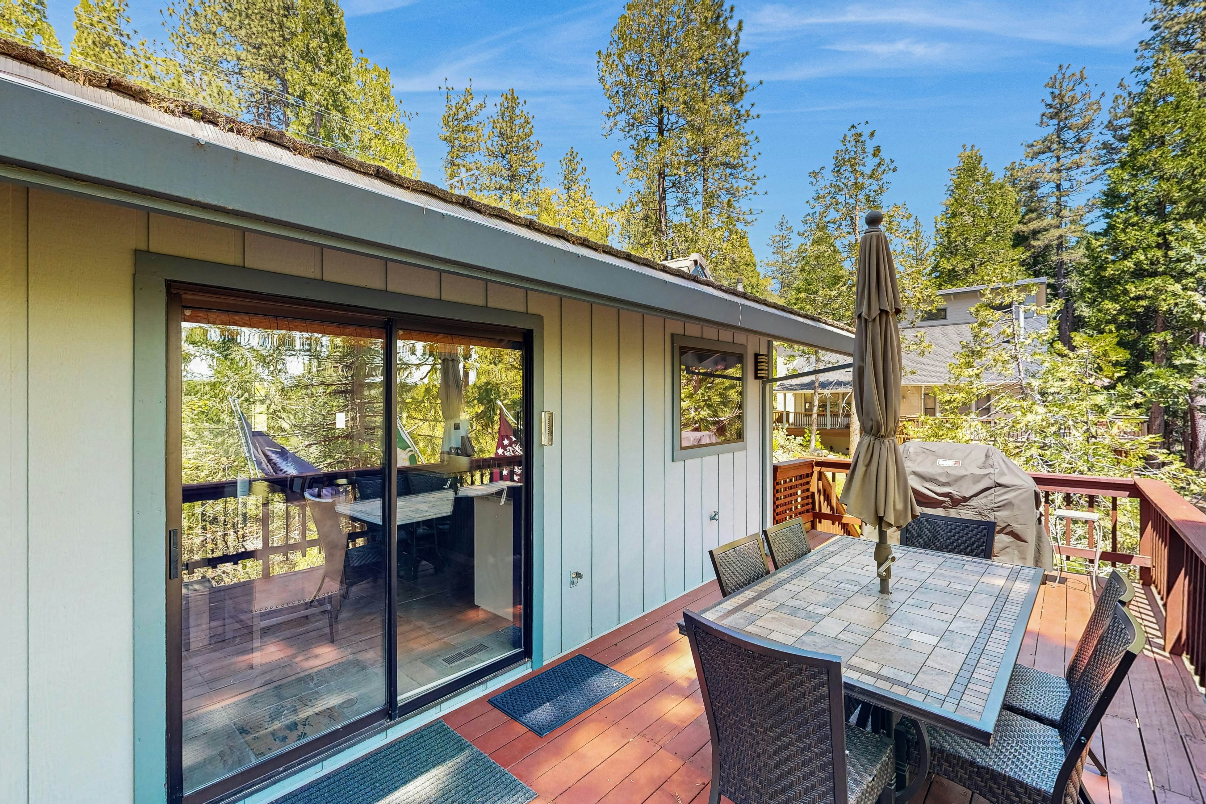 Arnold Adventure House