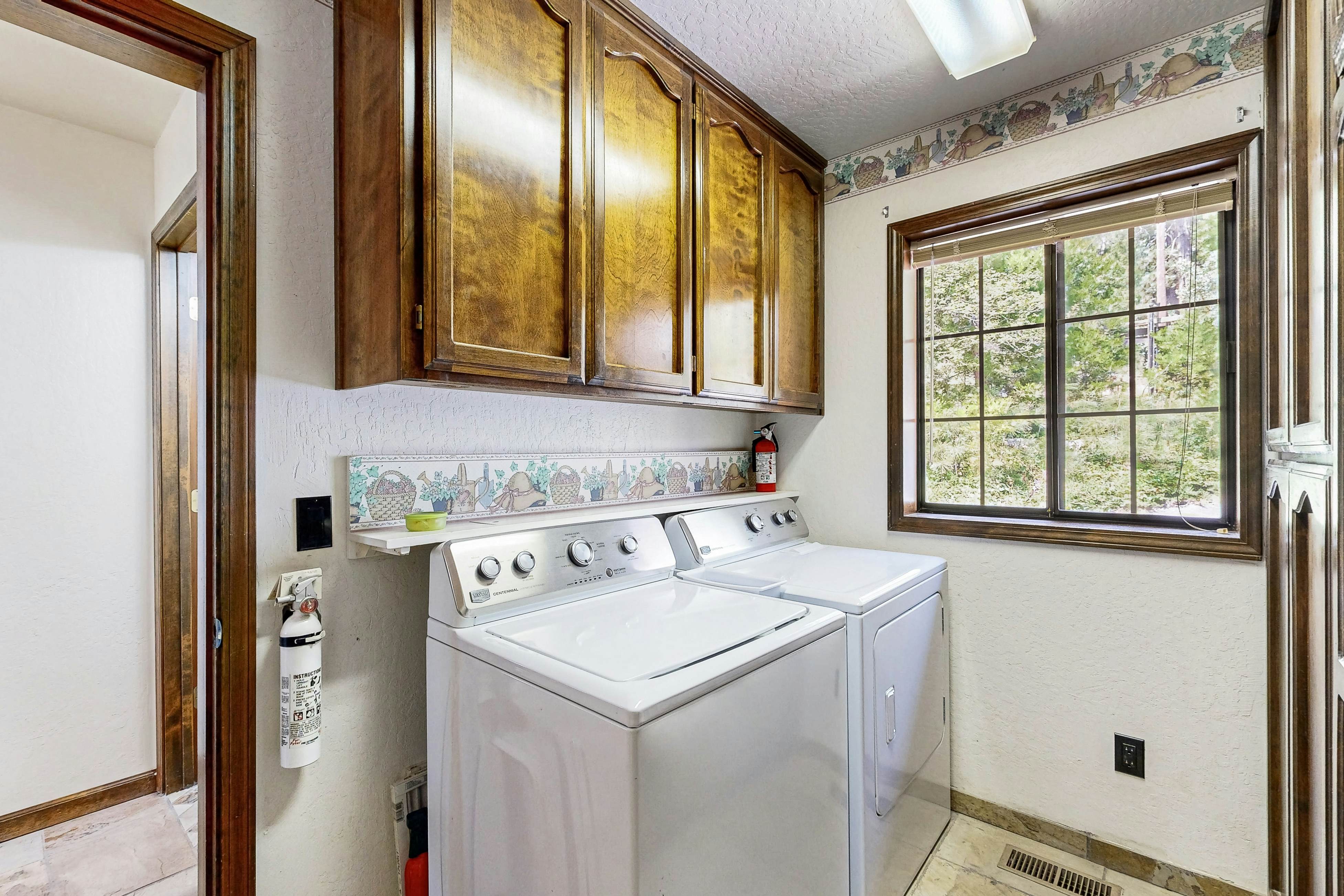 Arnold Adventure House