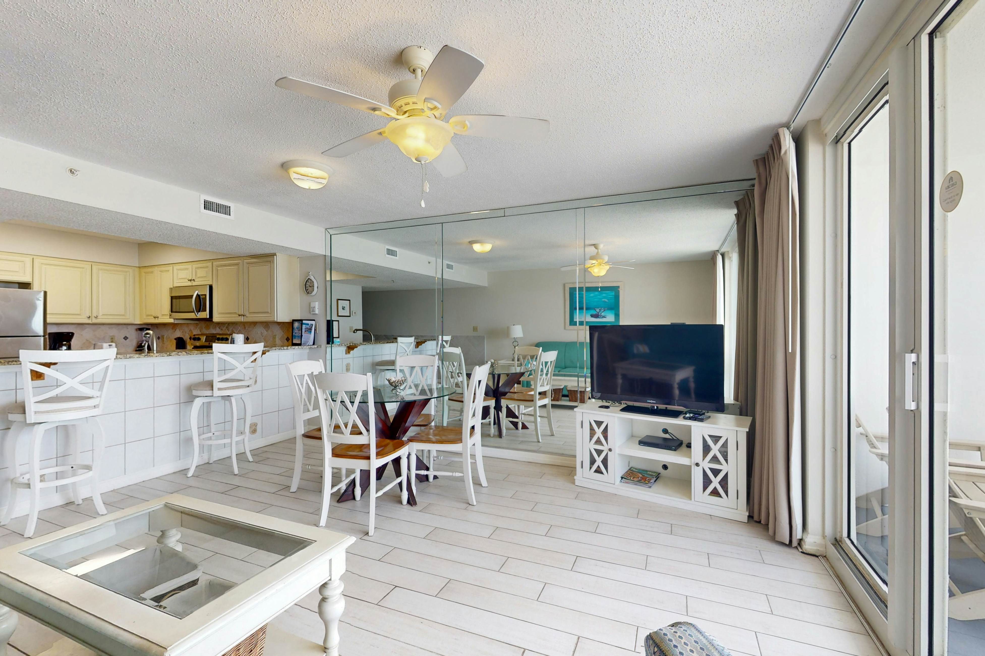 Pelican Beach Resort 502