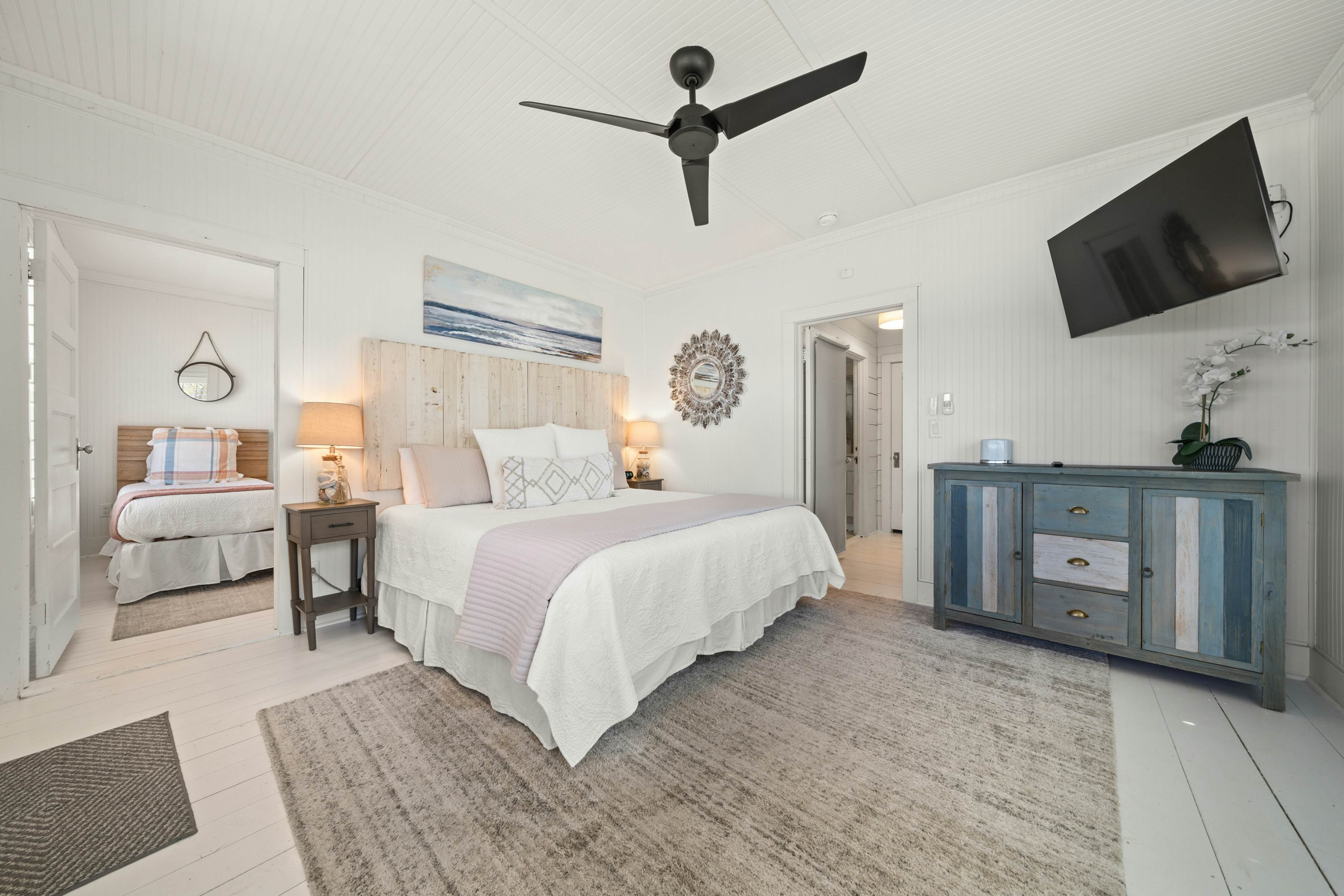 The Magnolia White House