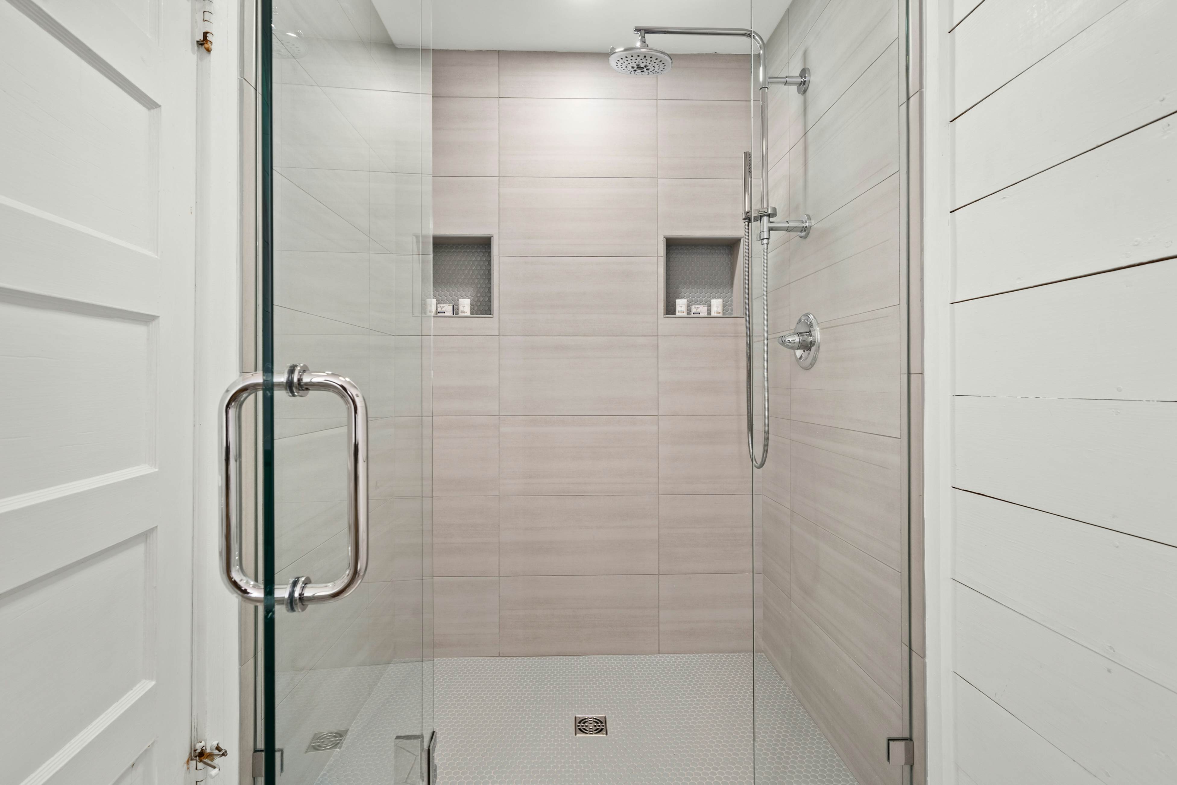 The Magnolia White House