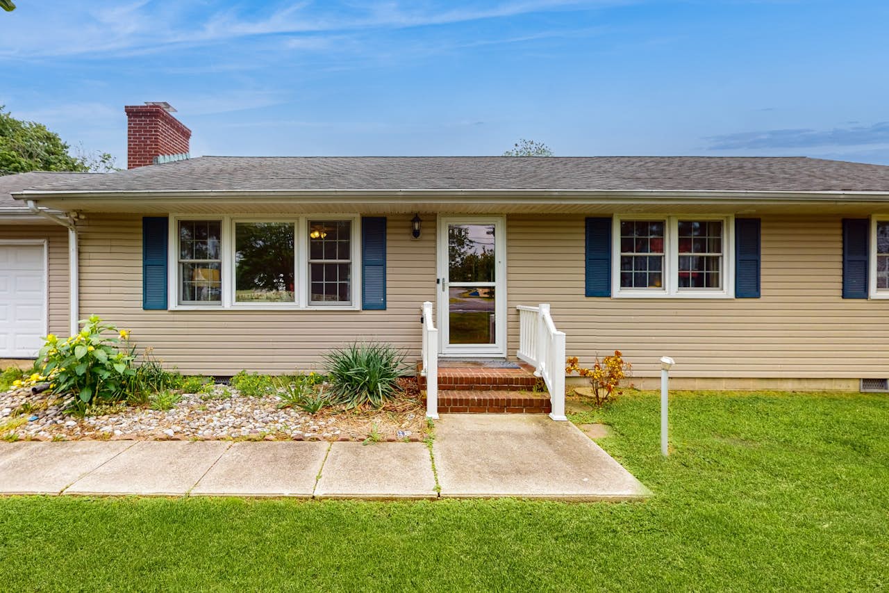 A Peaceful Place 3 BD Harbeson, DE Vacation Rental Vacasa