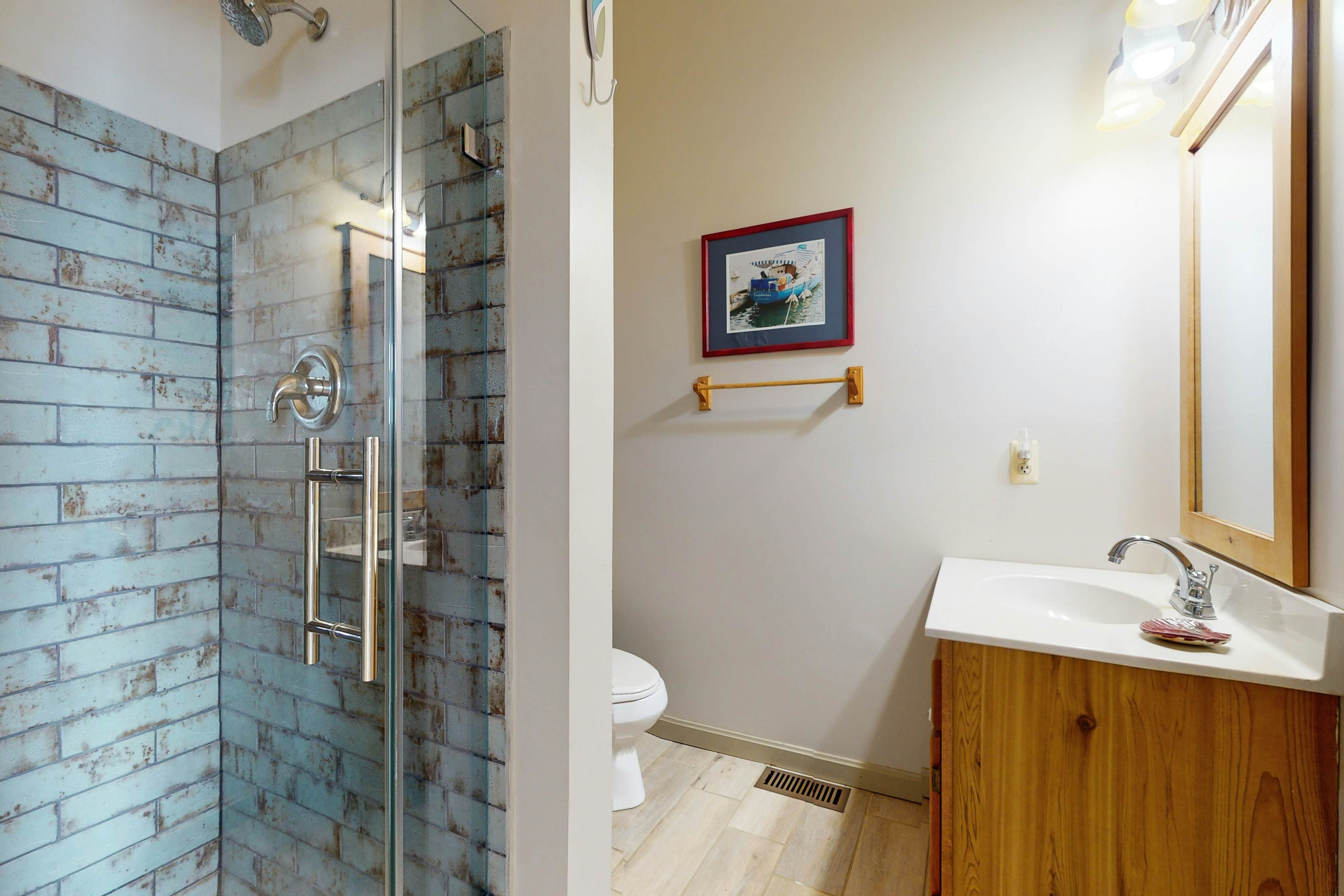 Seatowne - 36912 Bayside Dr