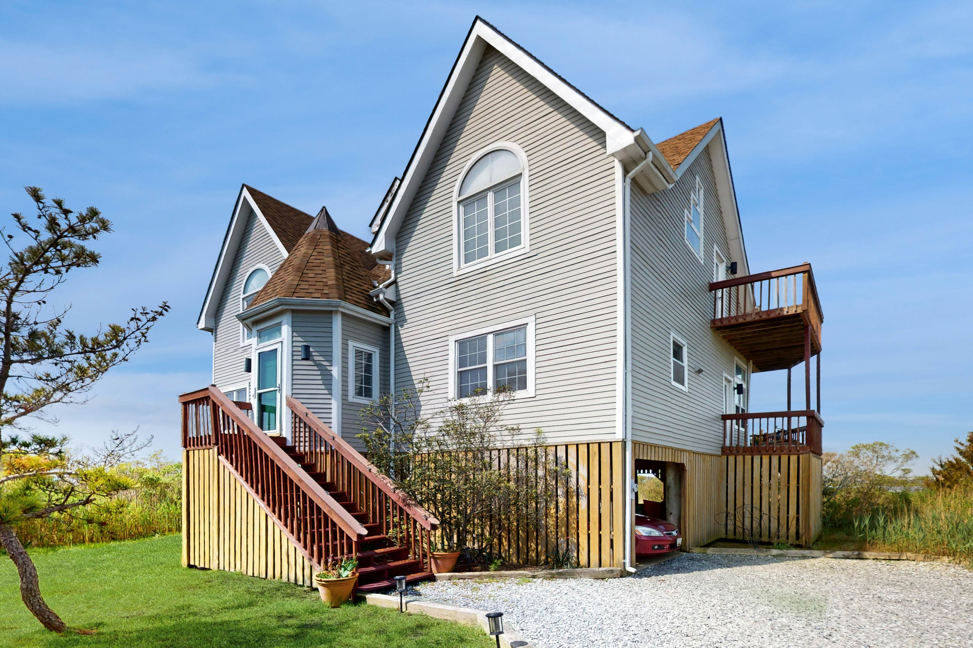 Seatowne - 36912 Bayside Dr