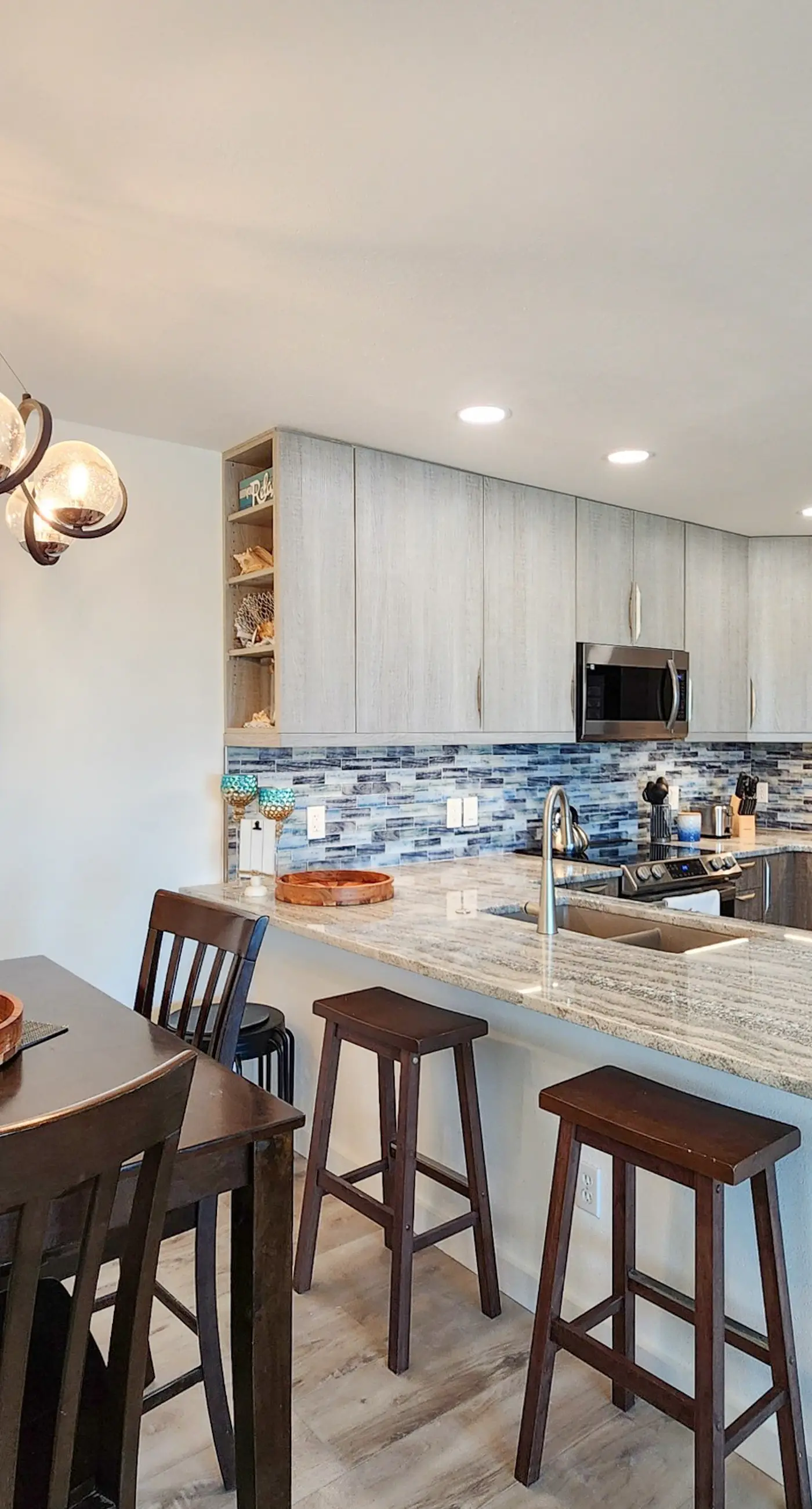 Lakeshore Villa  #21