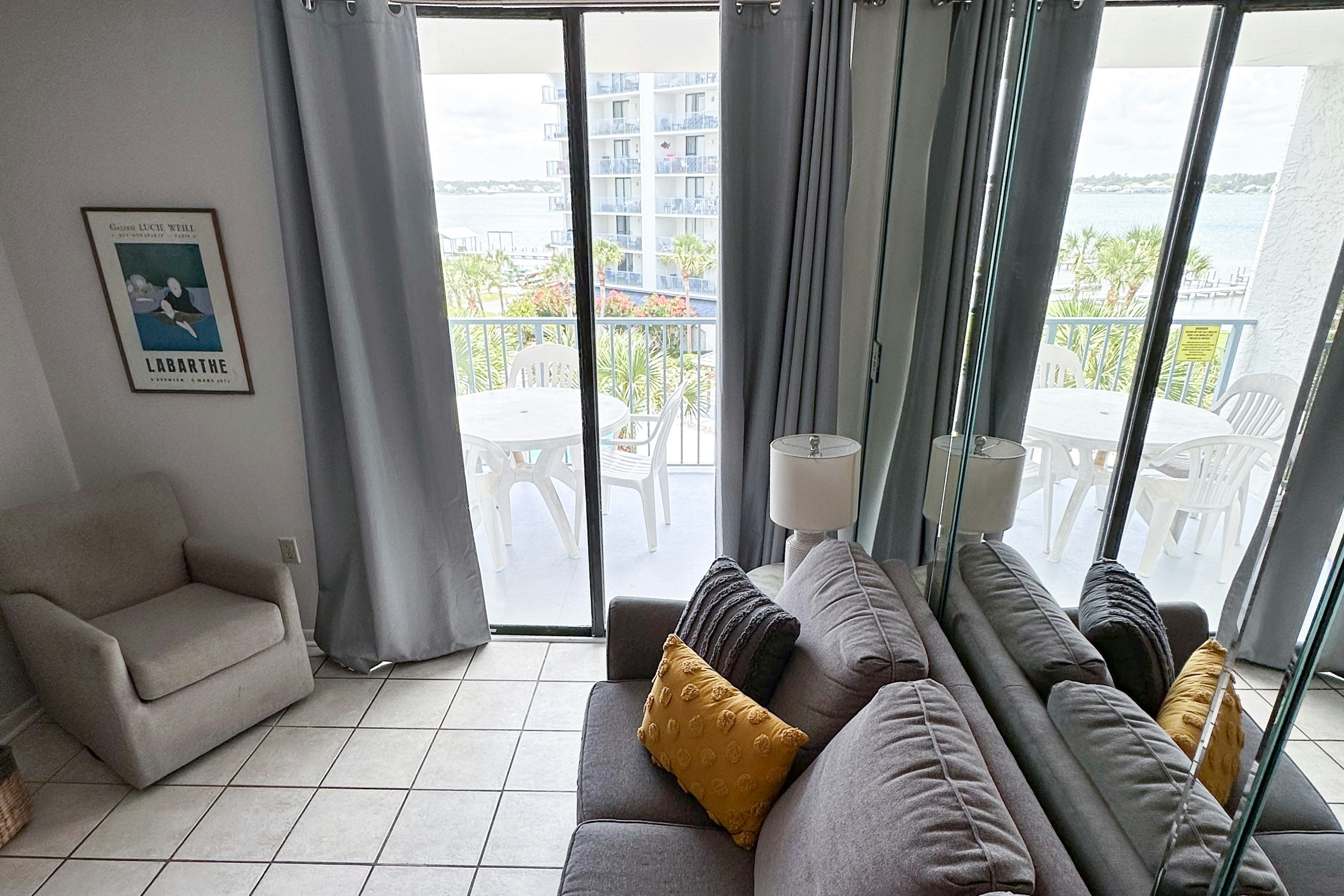 Gulf Shores Surf & Racquet Club 406B