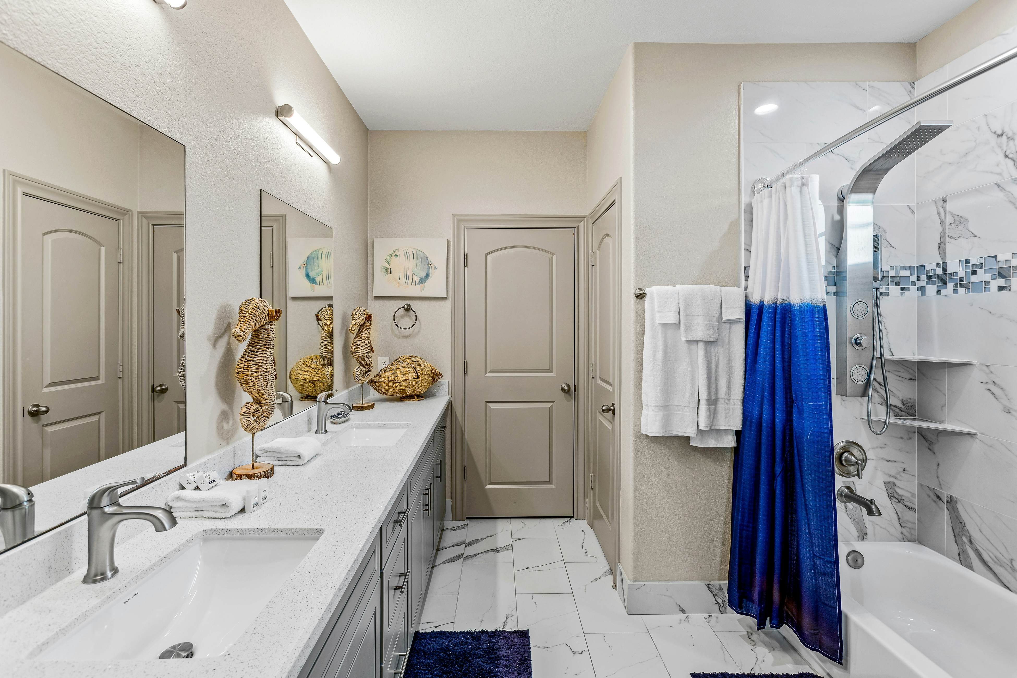 Pointe West - Bay Breeze Paradise