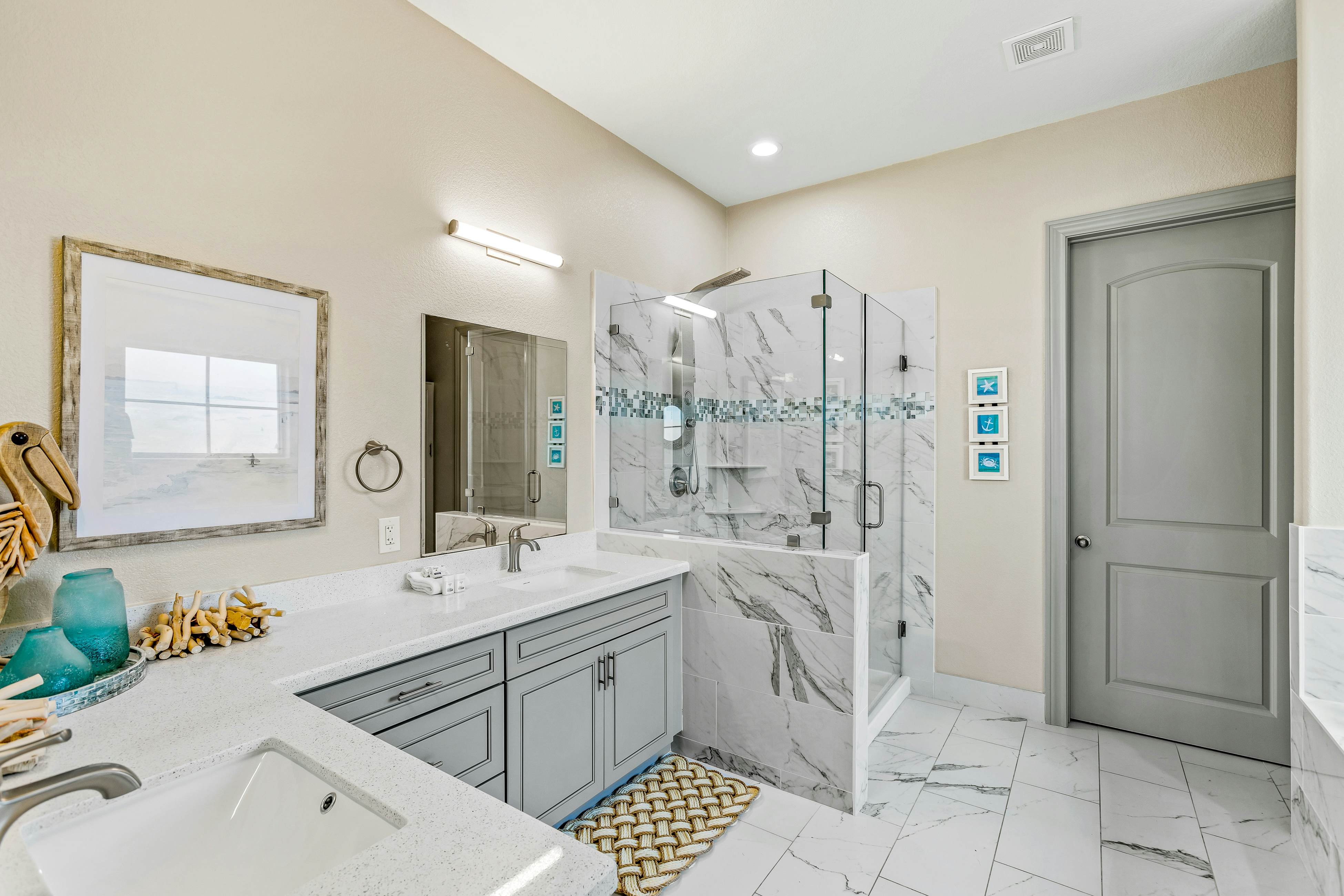 Pointe West - Bay Breeze Paradise