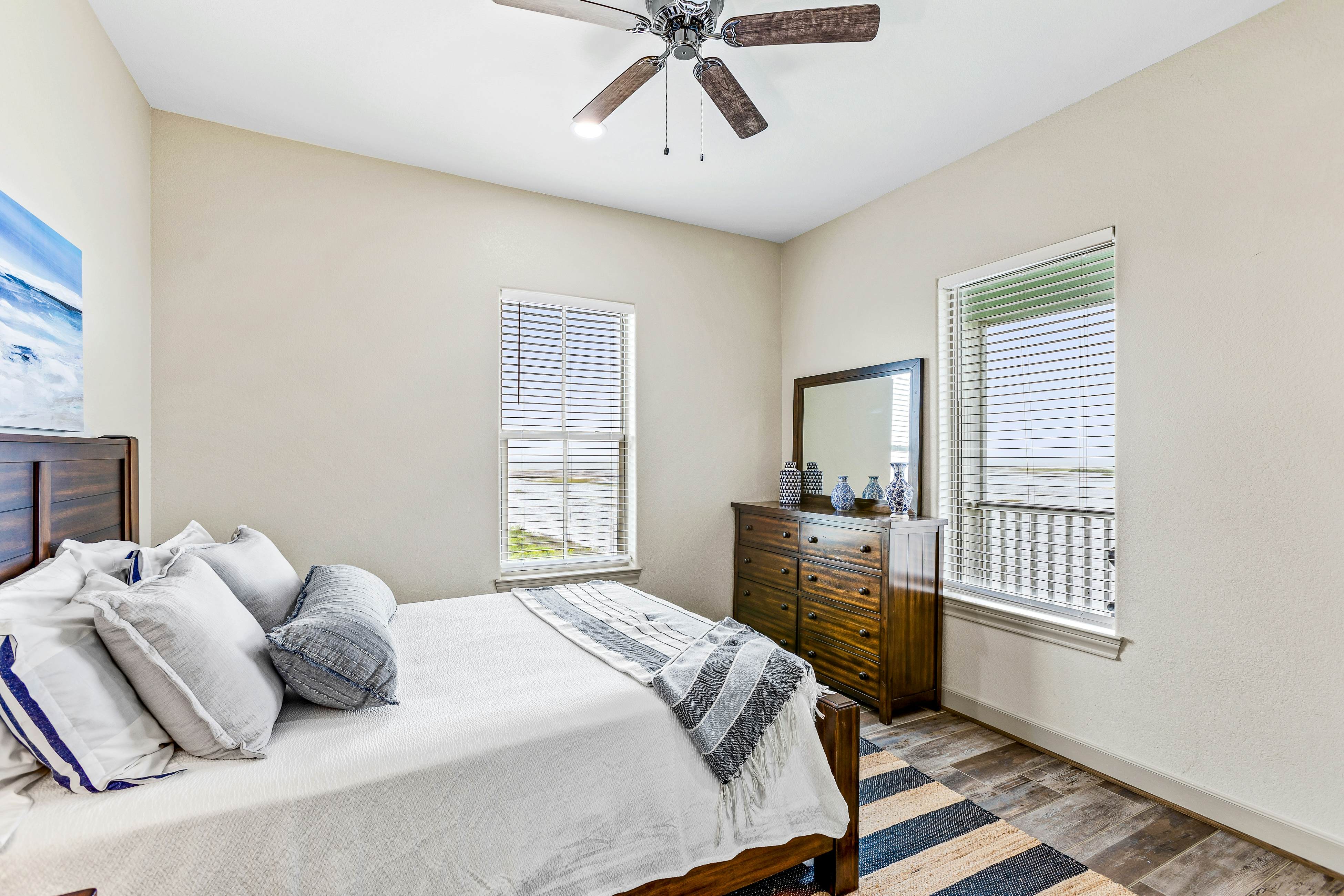 Pointe West - Bay Breeze Paradise