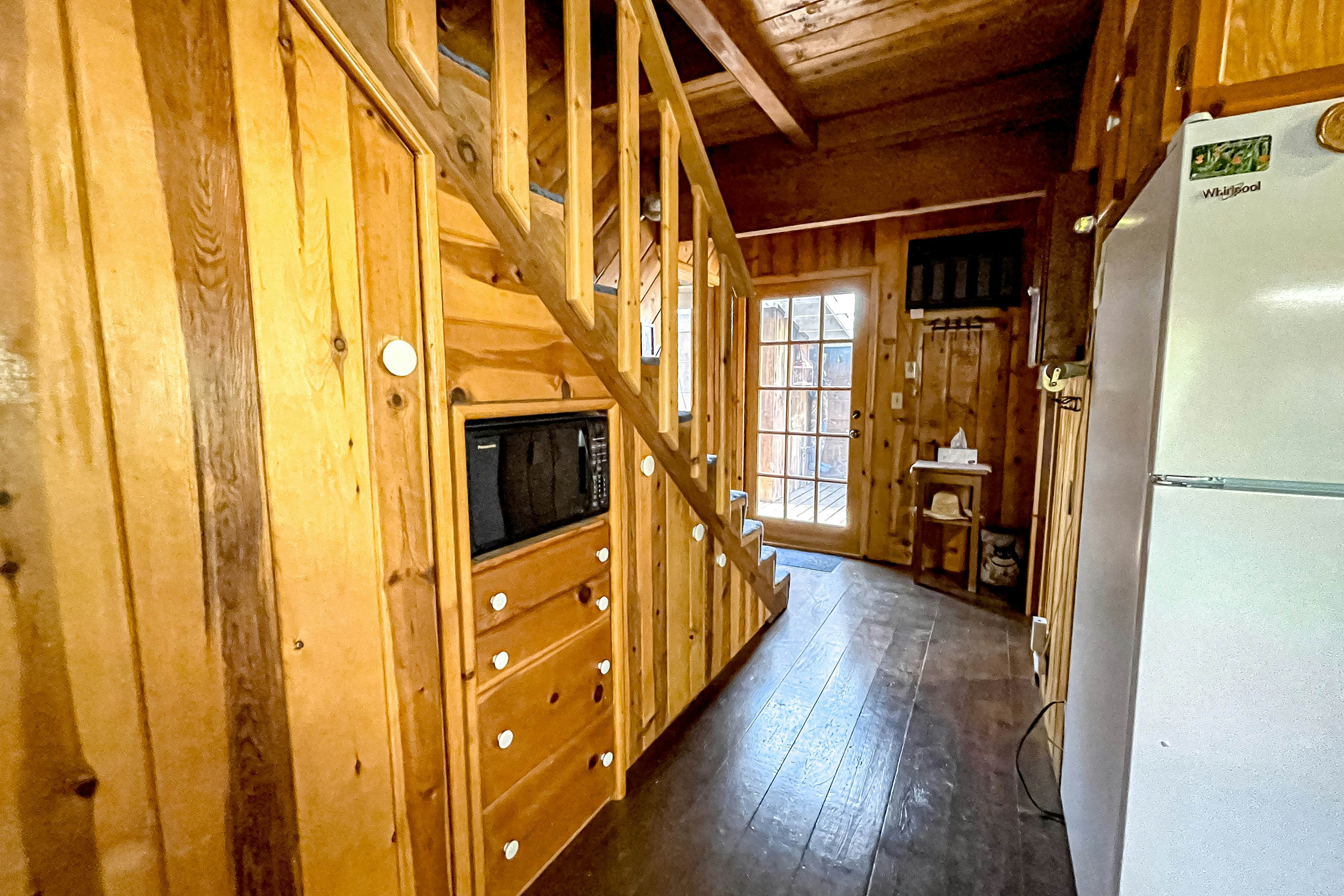 Cozy Trinity Cottage