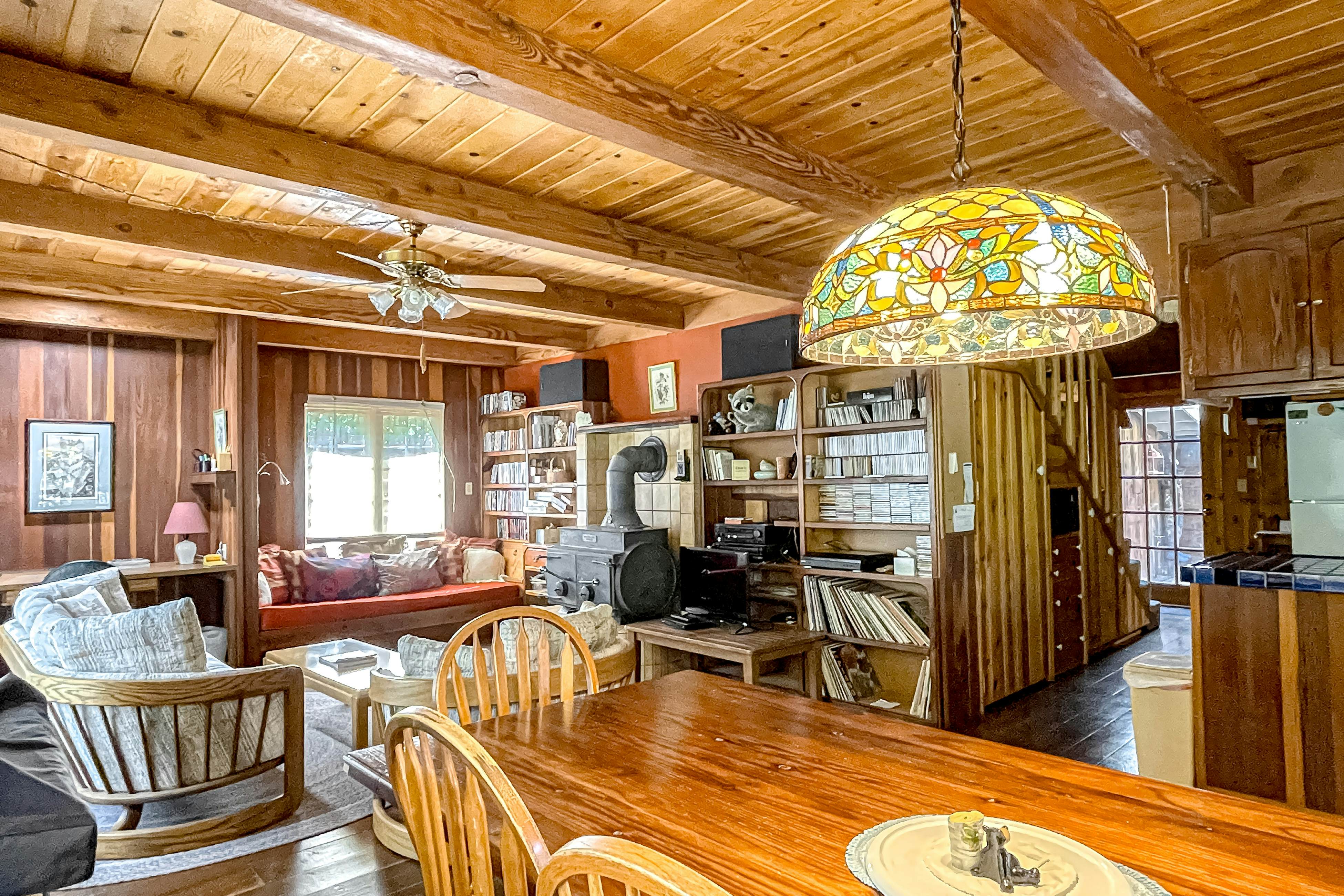 Cozy Trinity Cottage