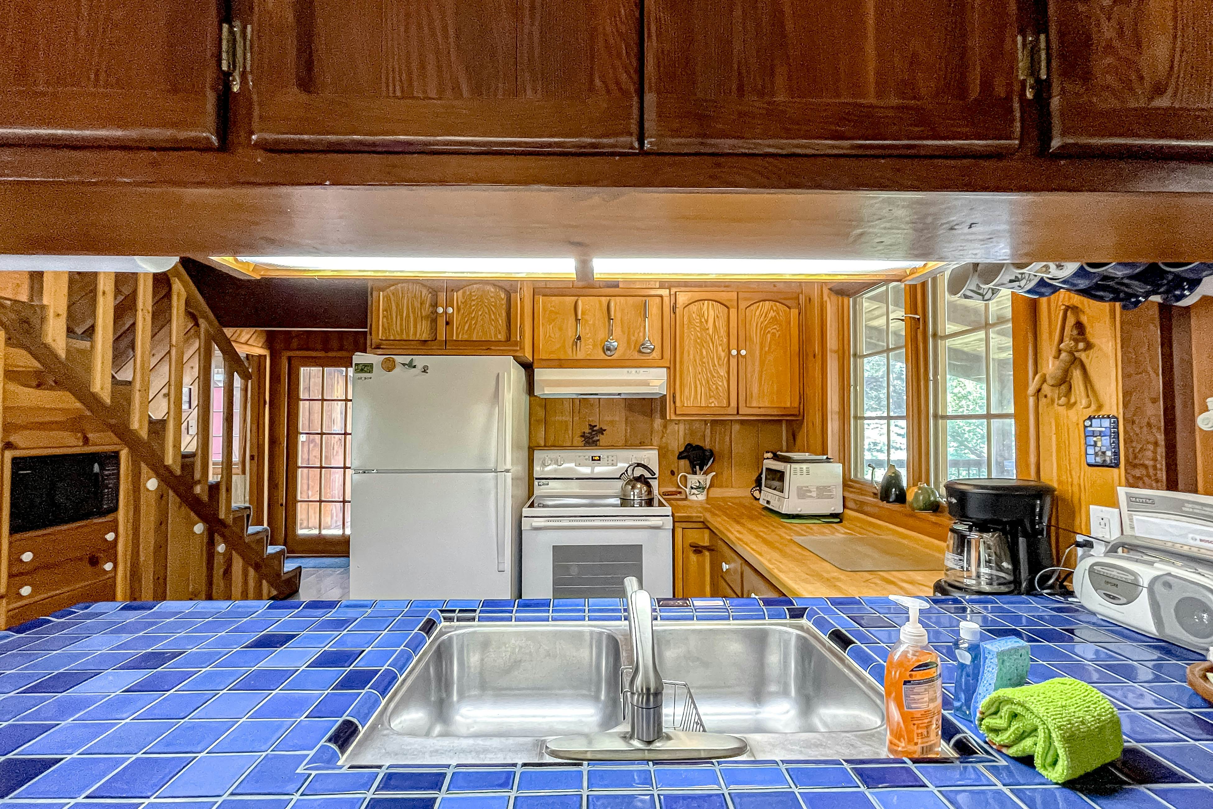 Cozy Trinity Cottage