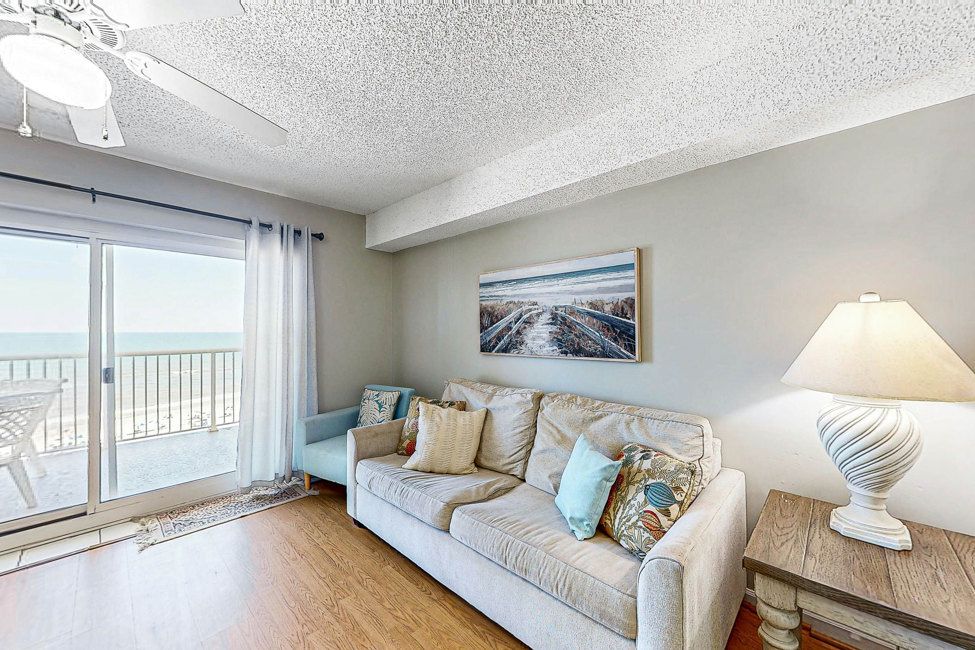 The Tradewinds Condo Rentals Orange Beach, AL Vacasa