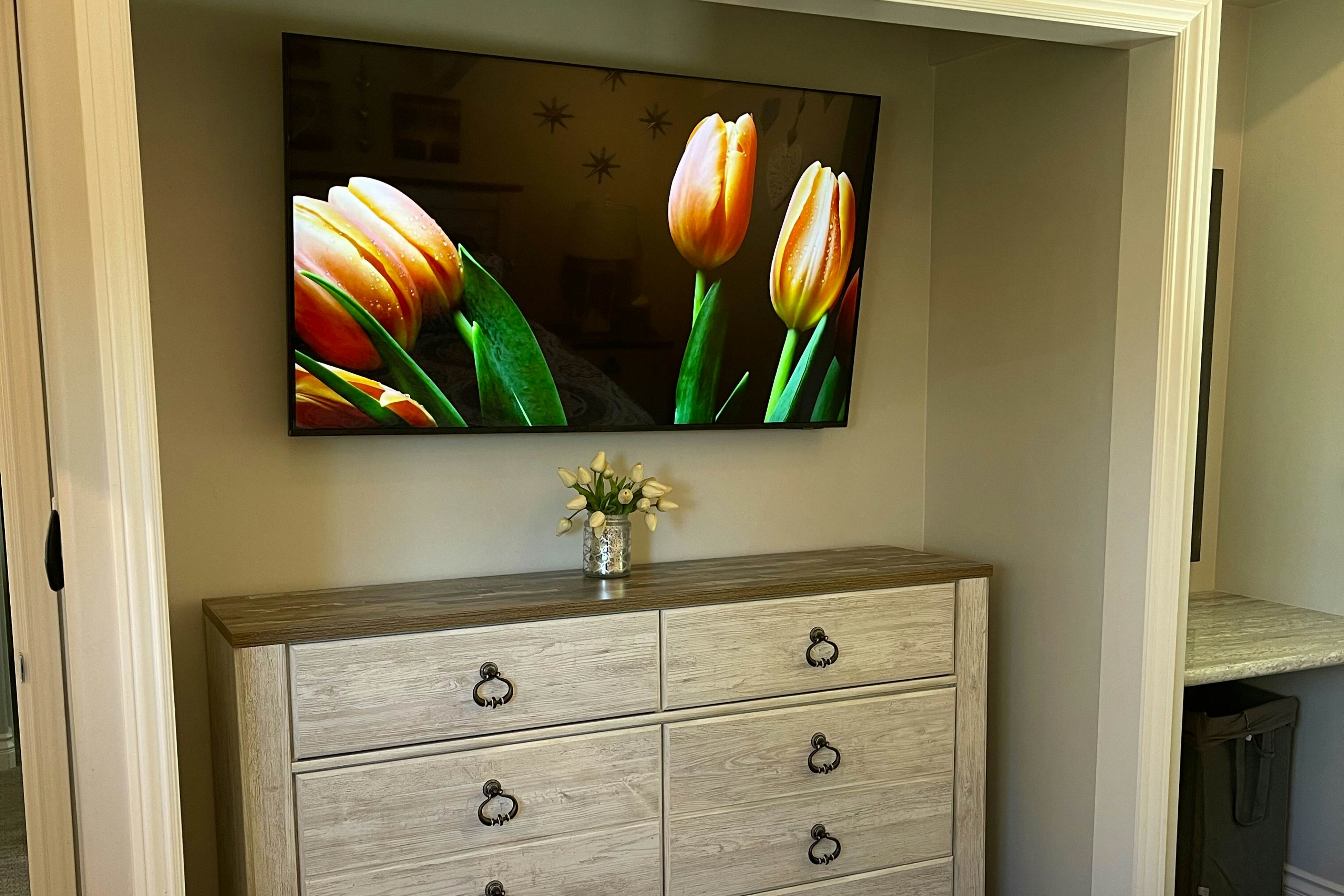 Surreal Feel Lakeview Chalet 