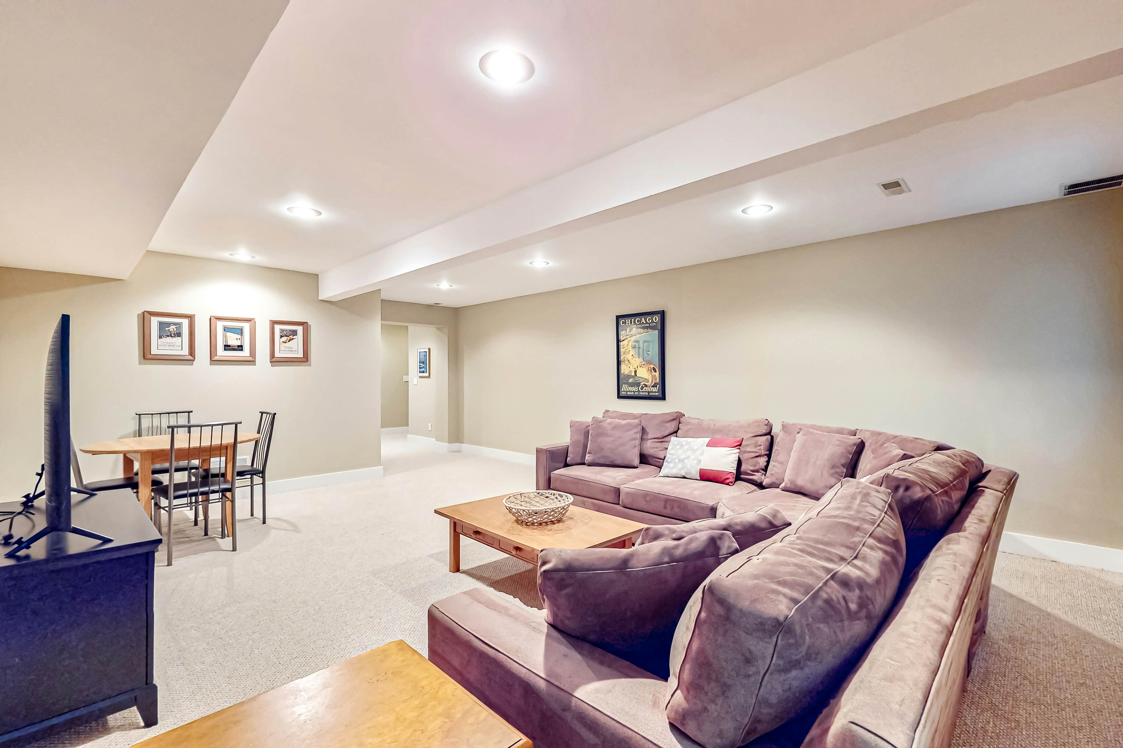 The Lighthouse in Lakeshore Cottages