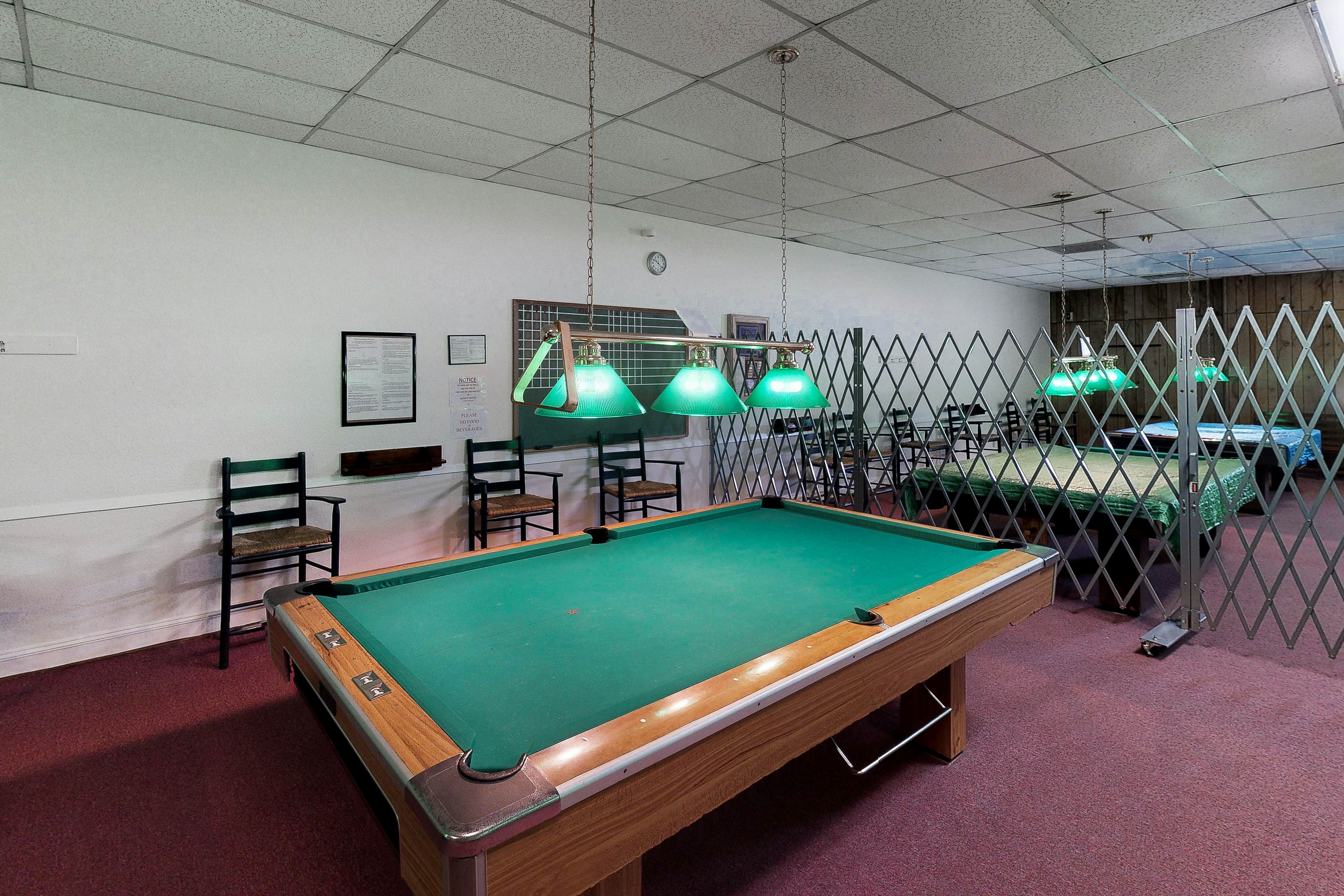 Long Island Village 831 Oyster