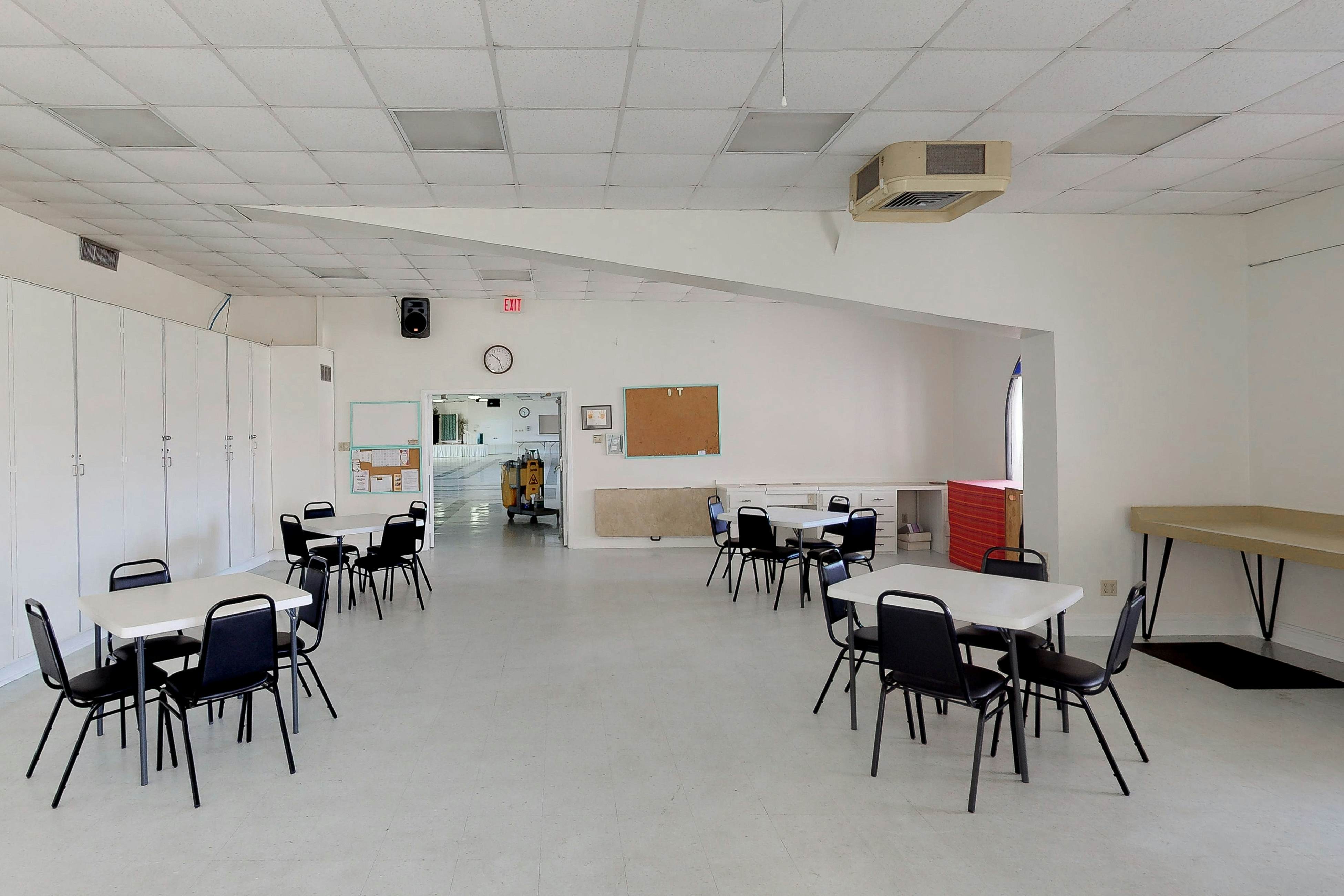 Long Island Village 790 W Oyster Drive Bungalow