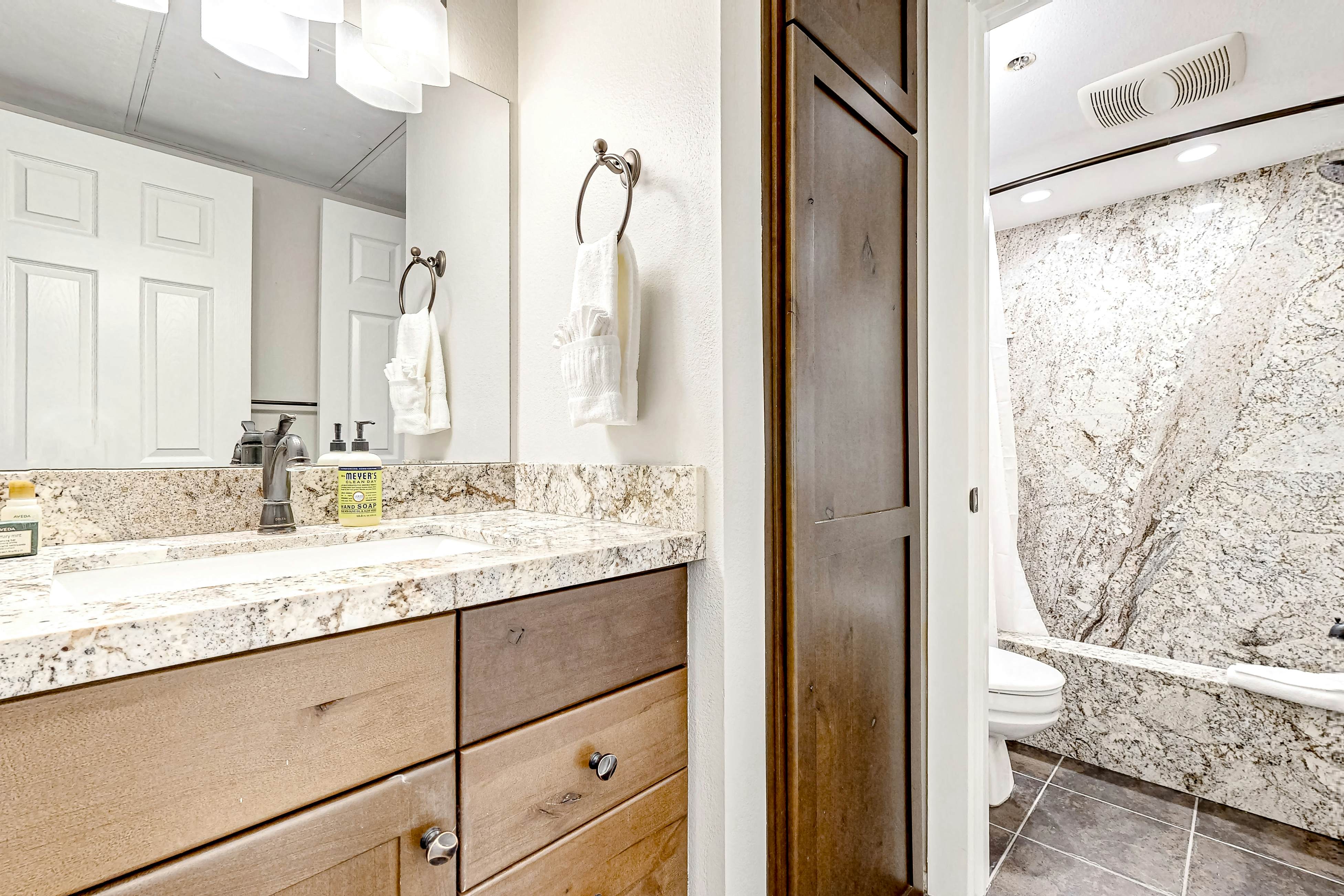 Elegant Escape at Powder Pointe 201B