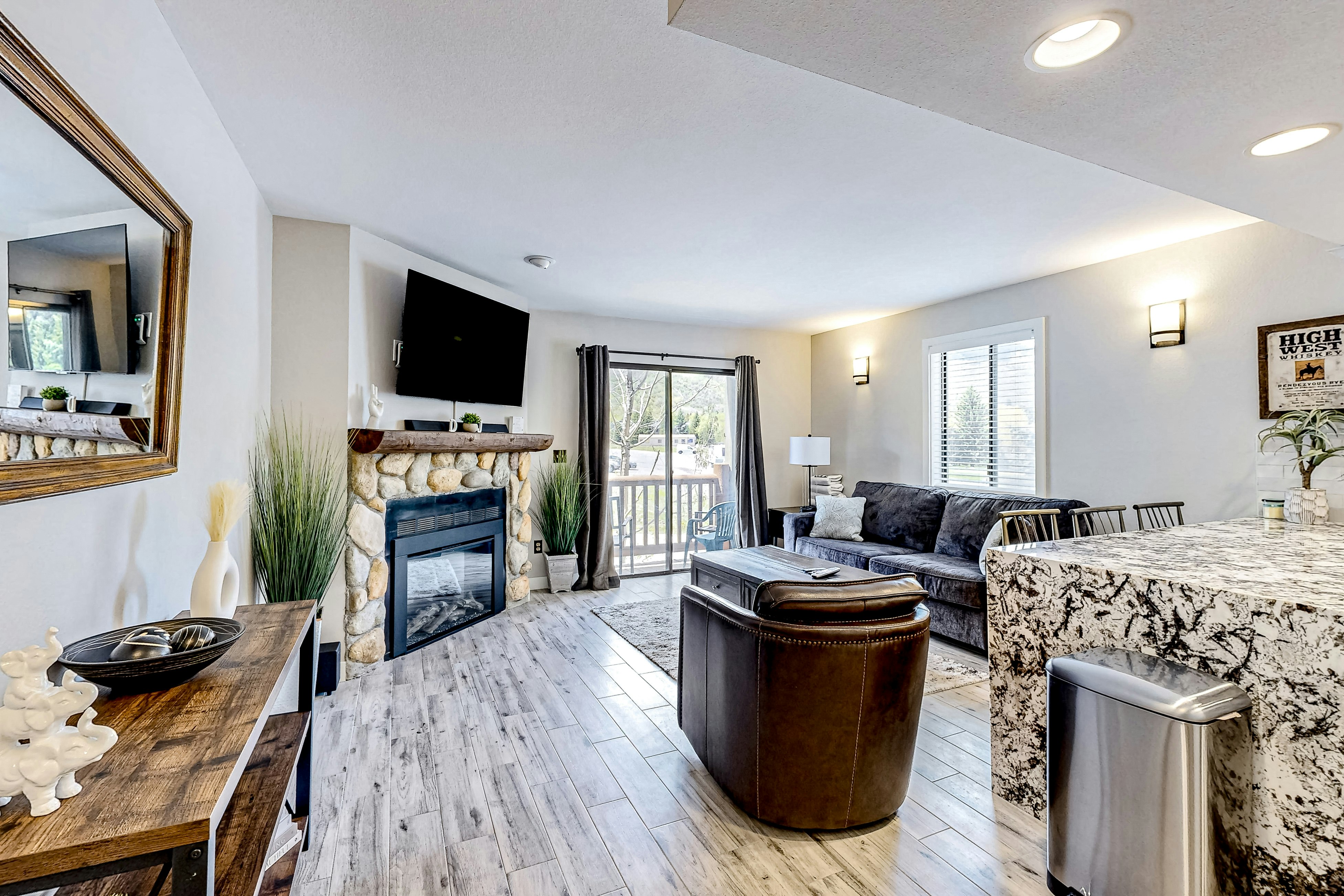 Elegant Escape at Powder Pointe 201B