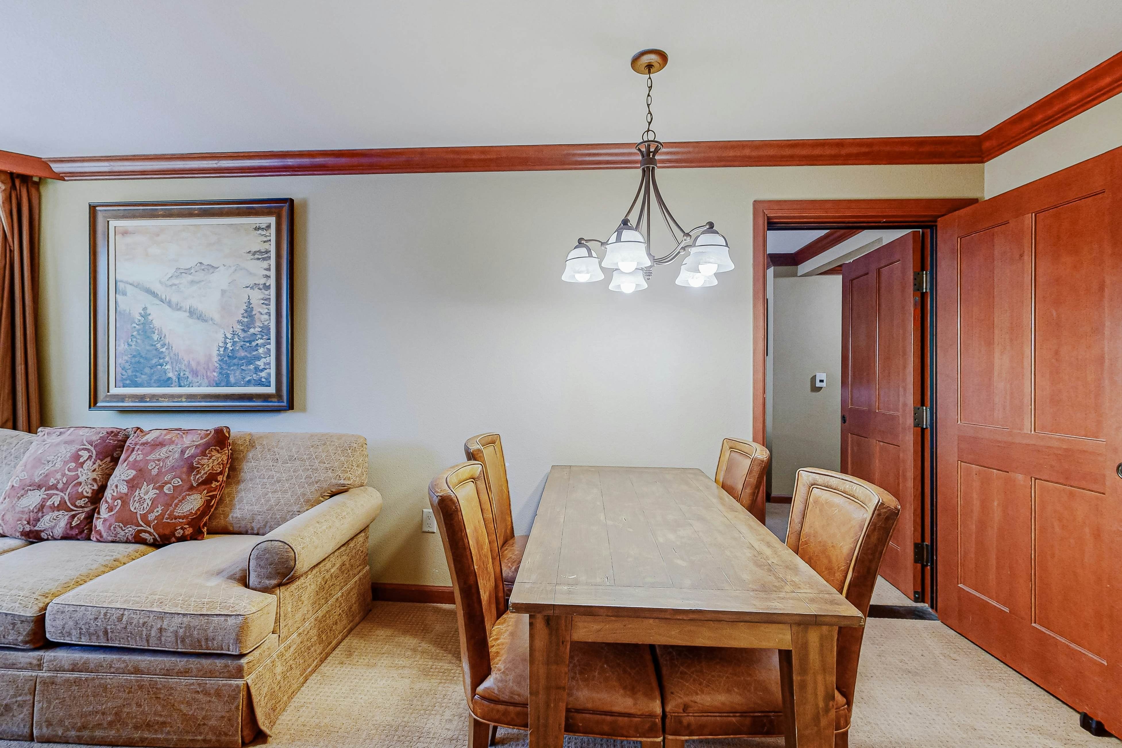 Everline Resort & Spa 605 & 607