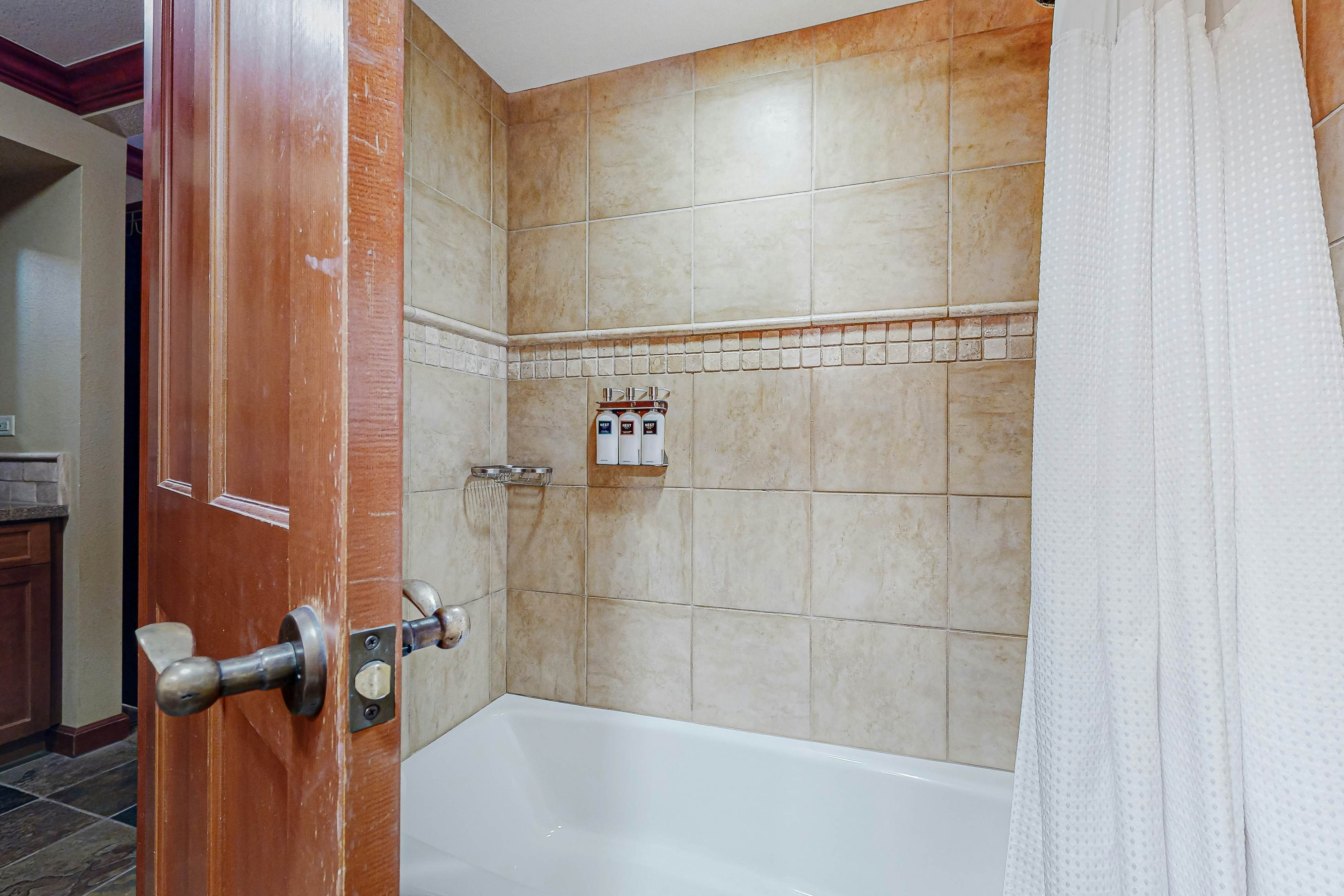 Everline Resort & Spa 605 & 607