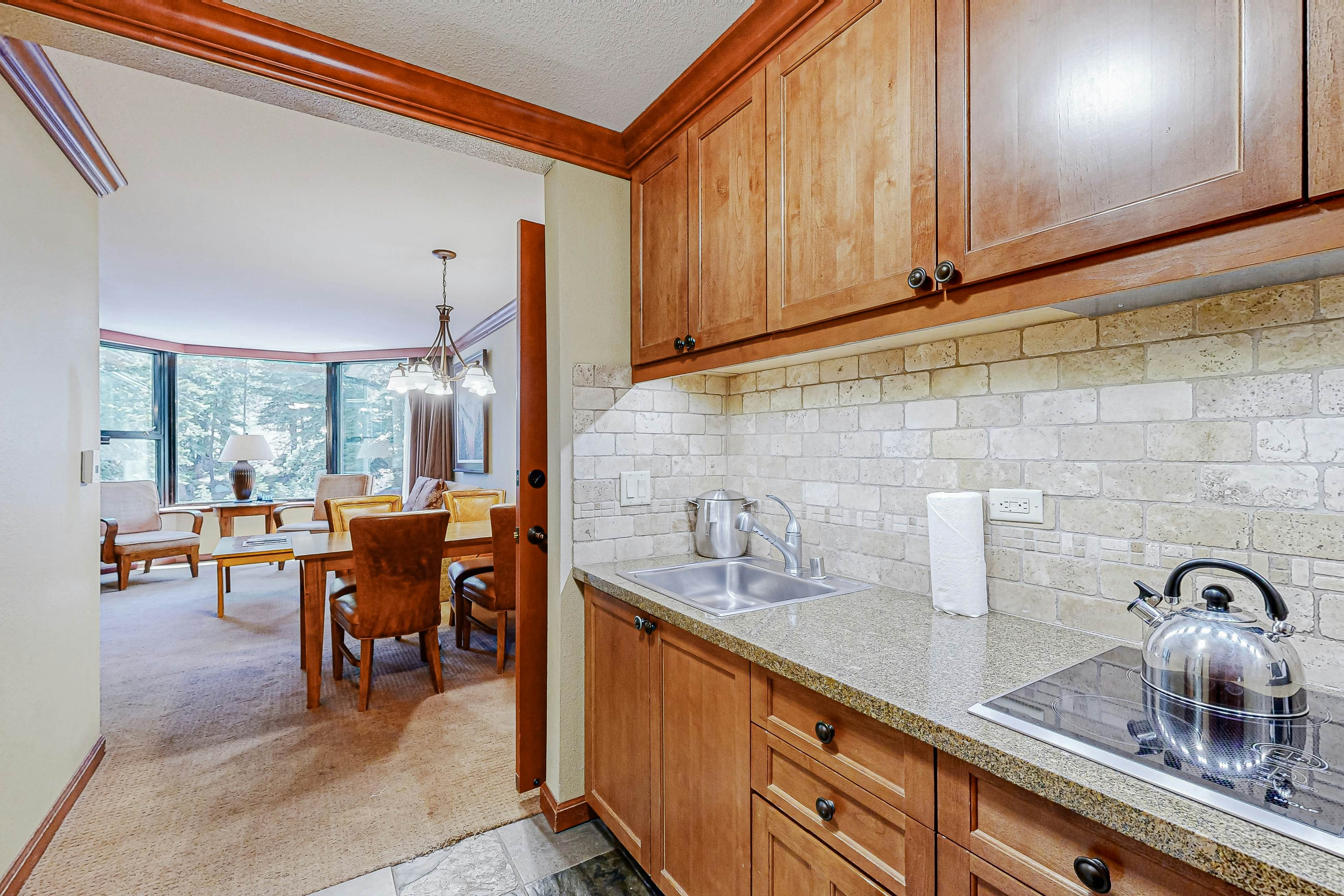 Everline Resort & Spa 605 & 607