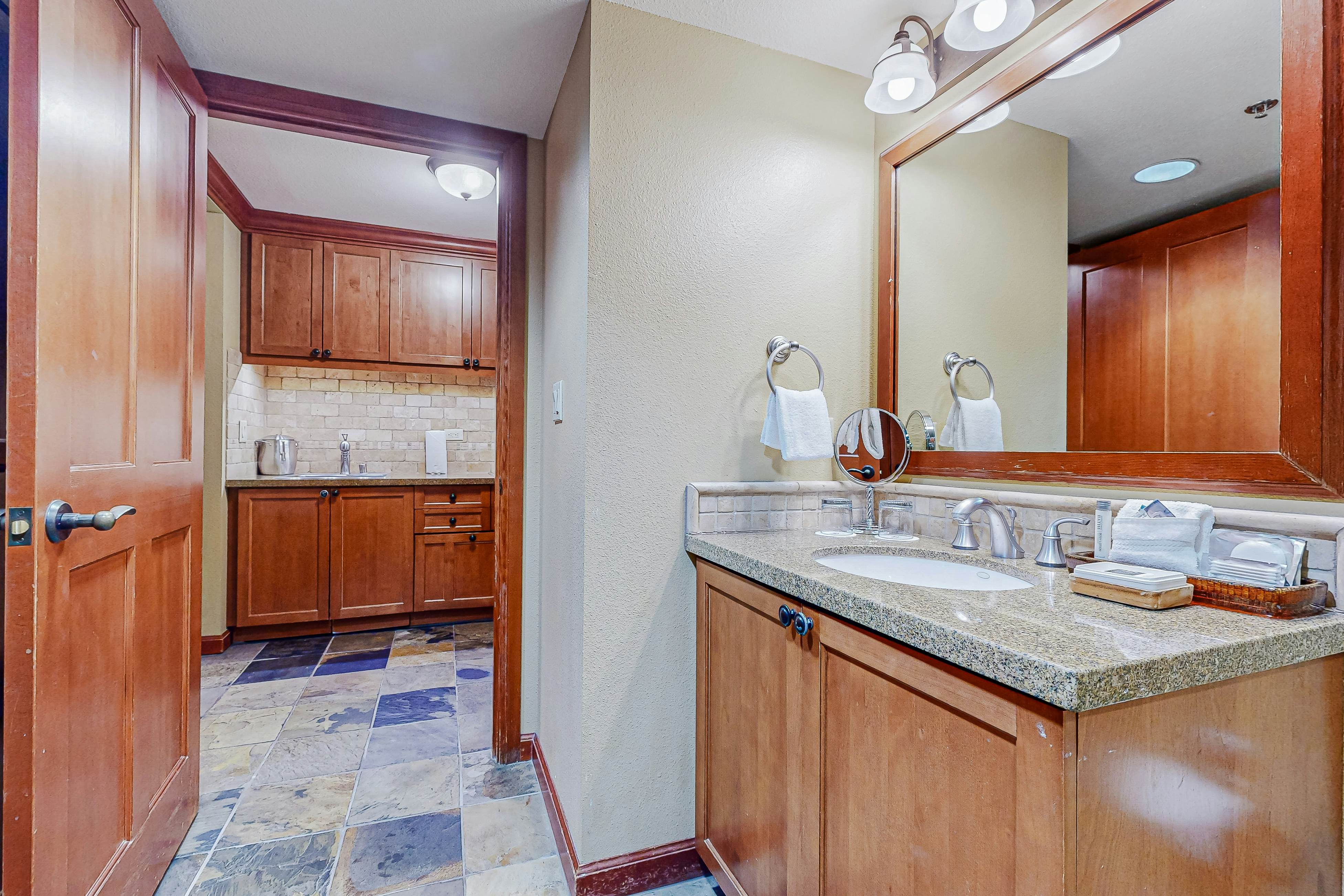 Everline Resort & Spa 605 & 607