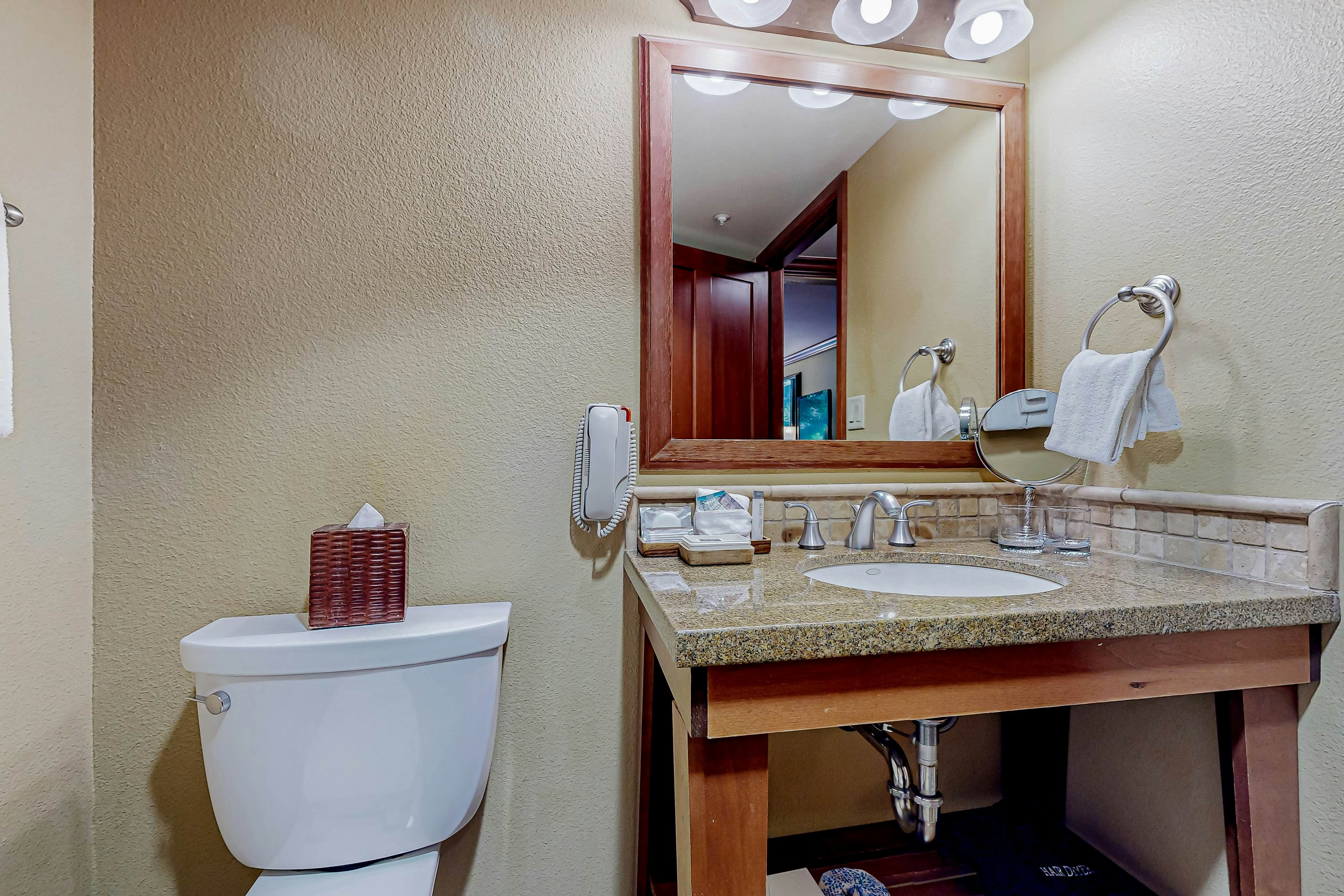 Everline Resort & Spa 605 & 607