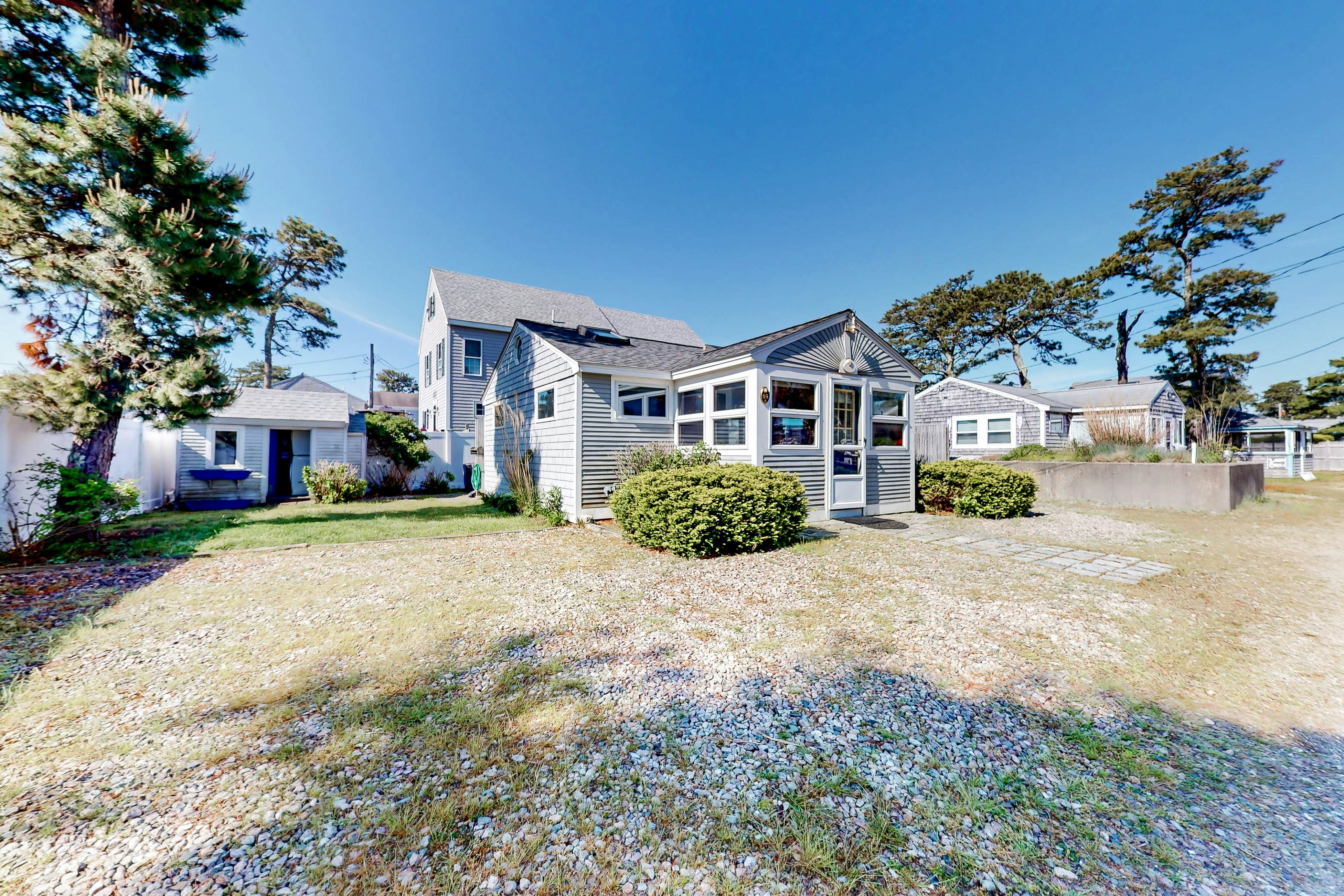 Glendon Beach Getaway