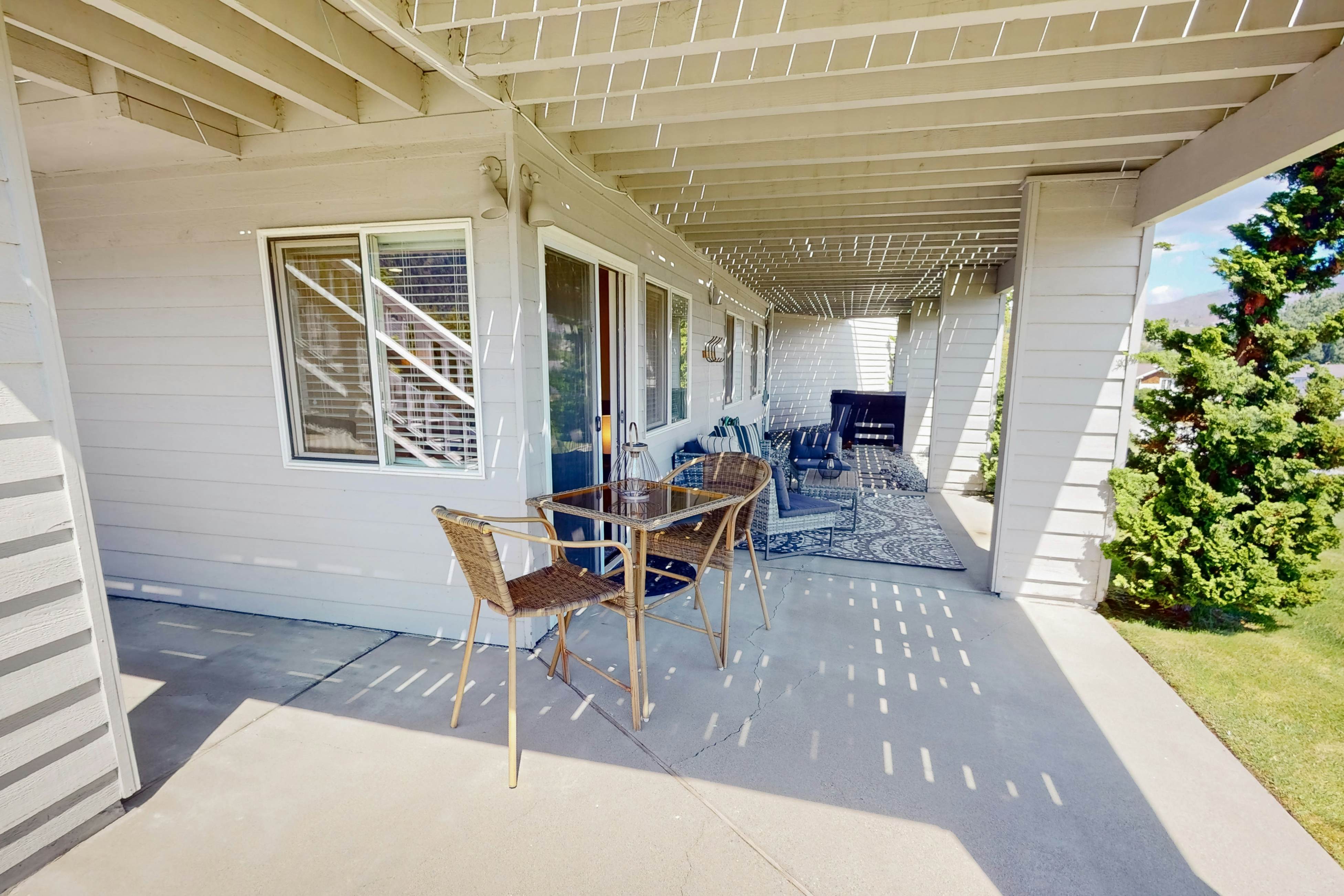 Lake Daze at Wapato Point