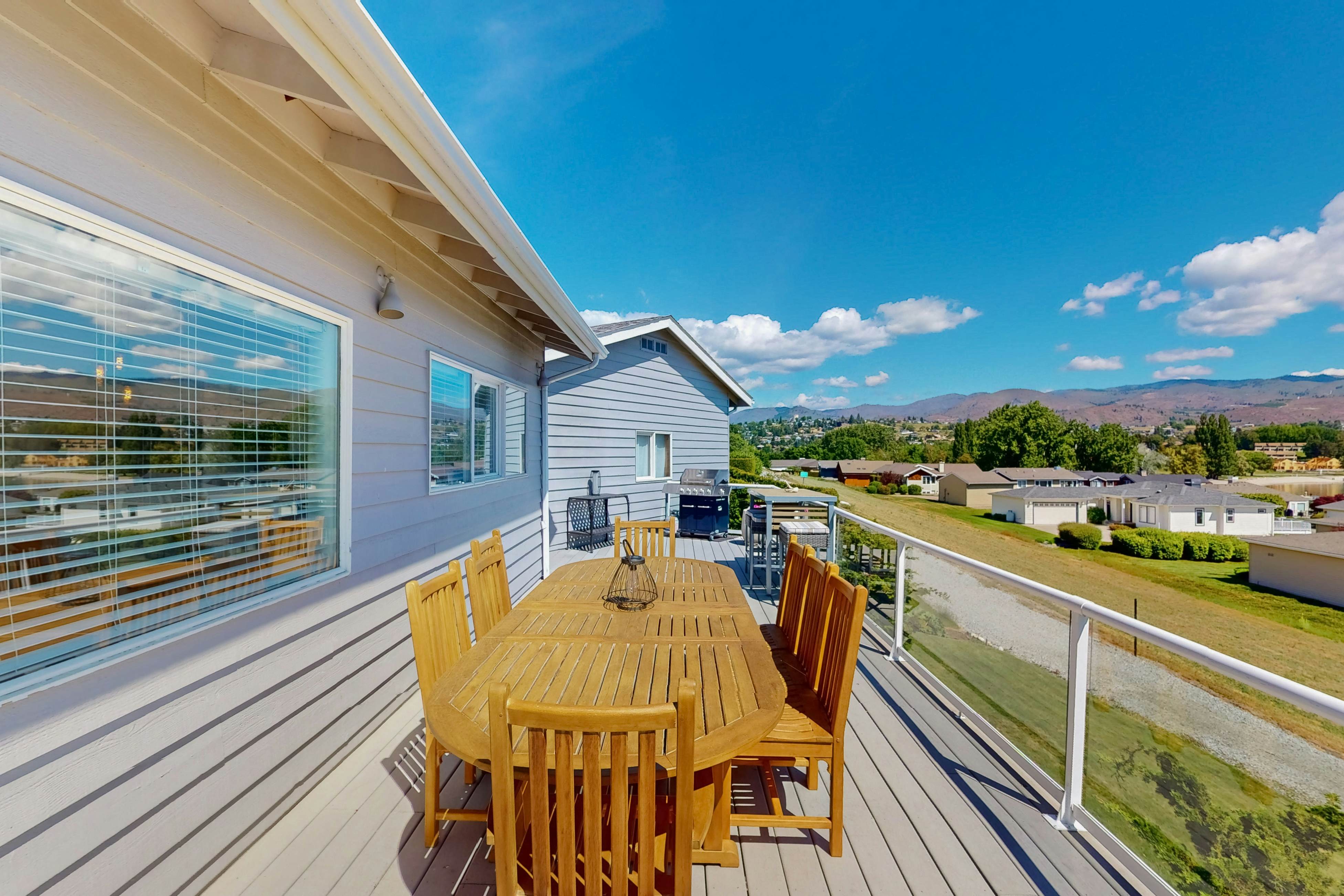 Lake Daze at Wapato Point