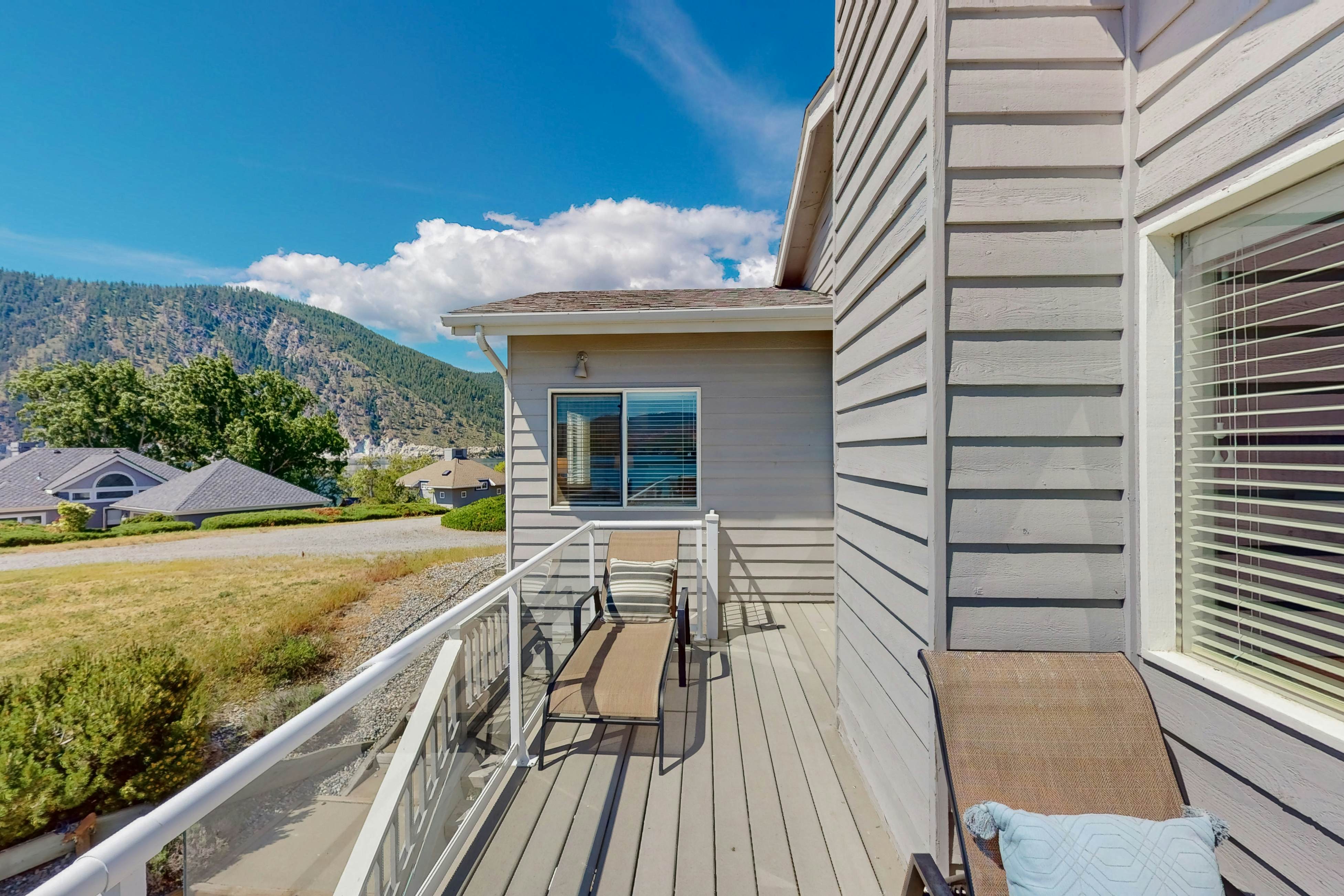 Lake Daze at Wapato Point