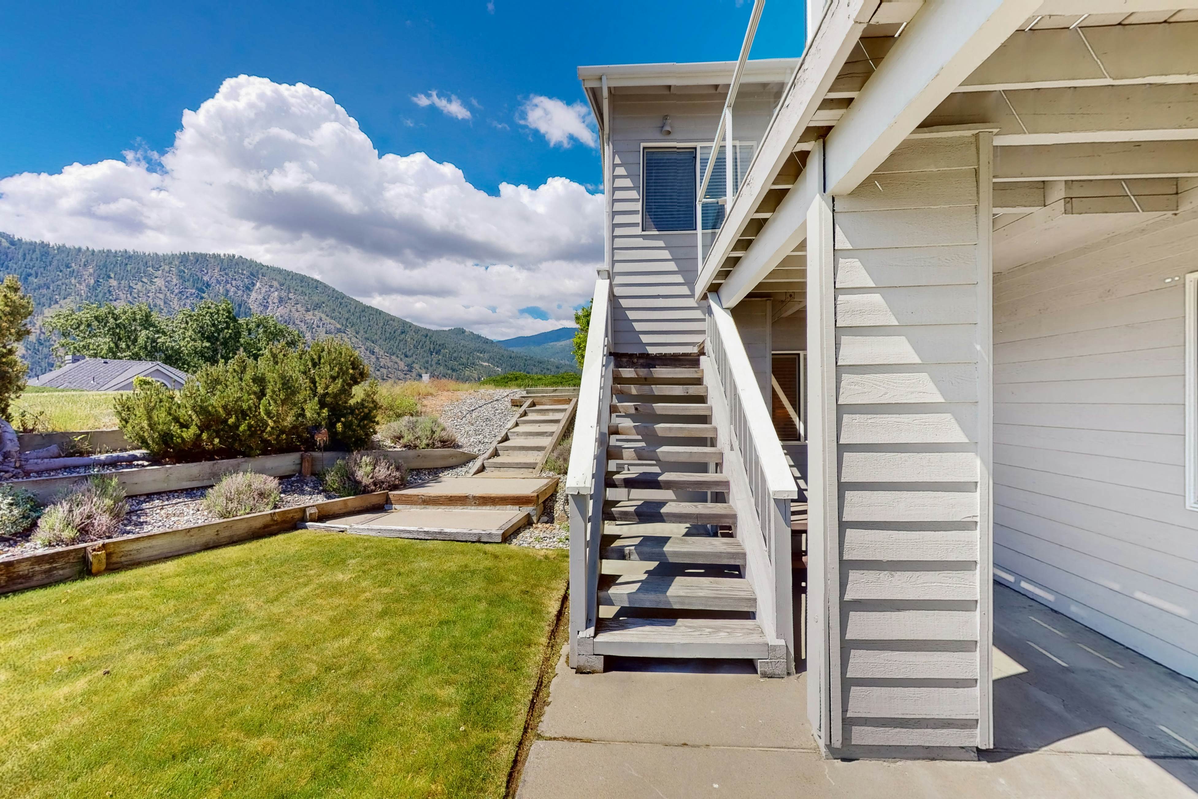 Lake Daze at Wapato Point