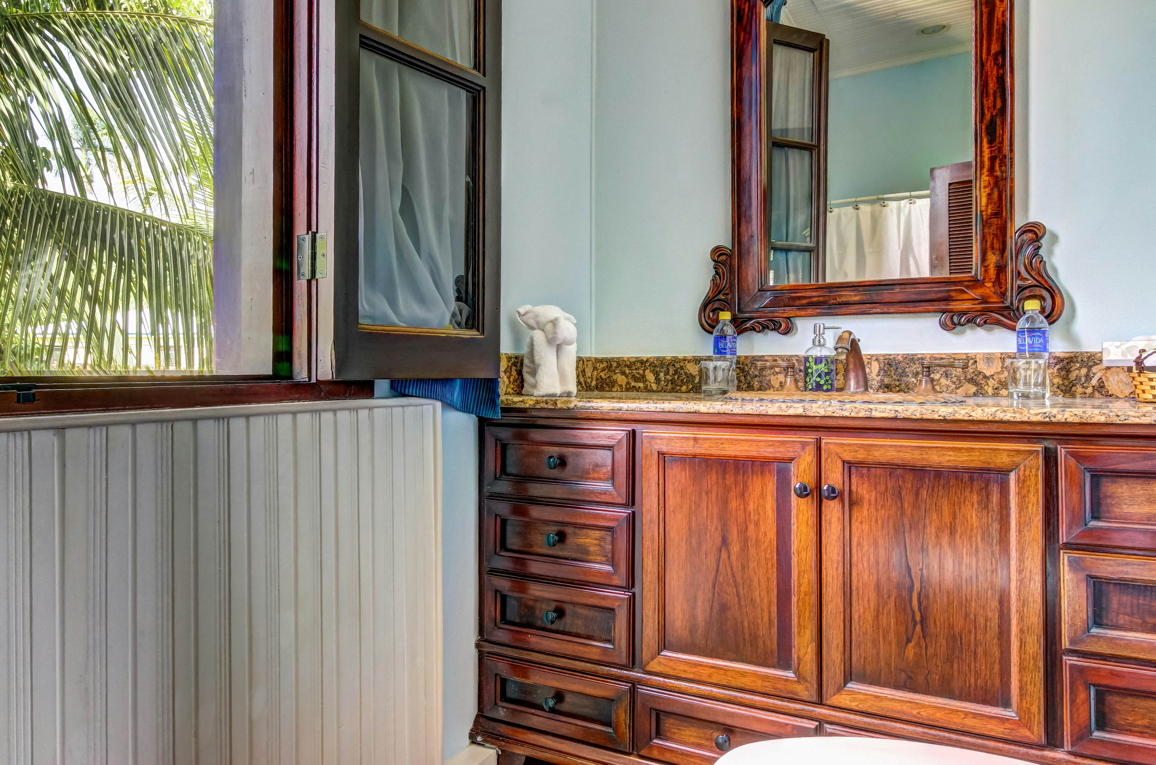 Jaguar Room at Mahogany Hall -Gold Standard Certified