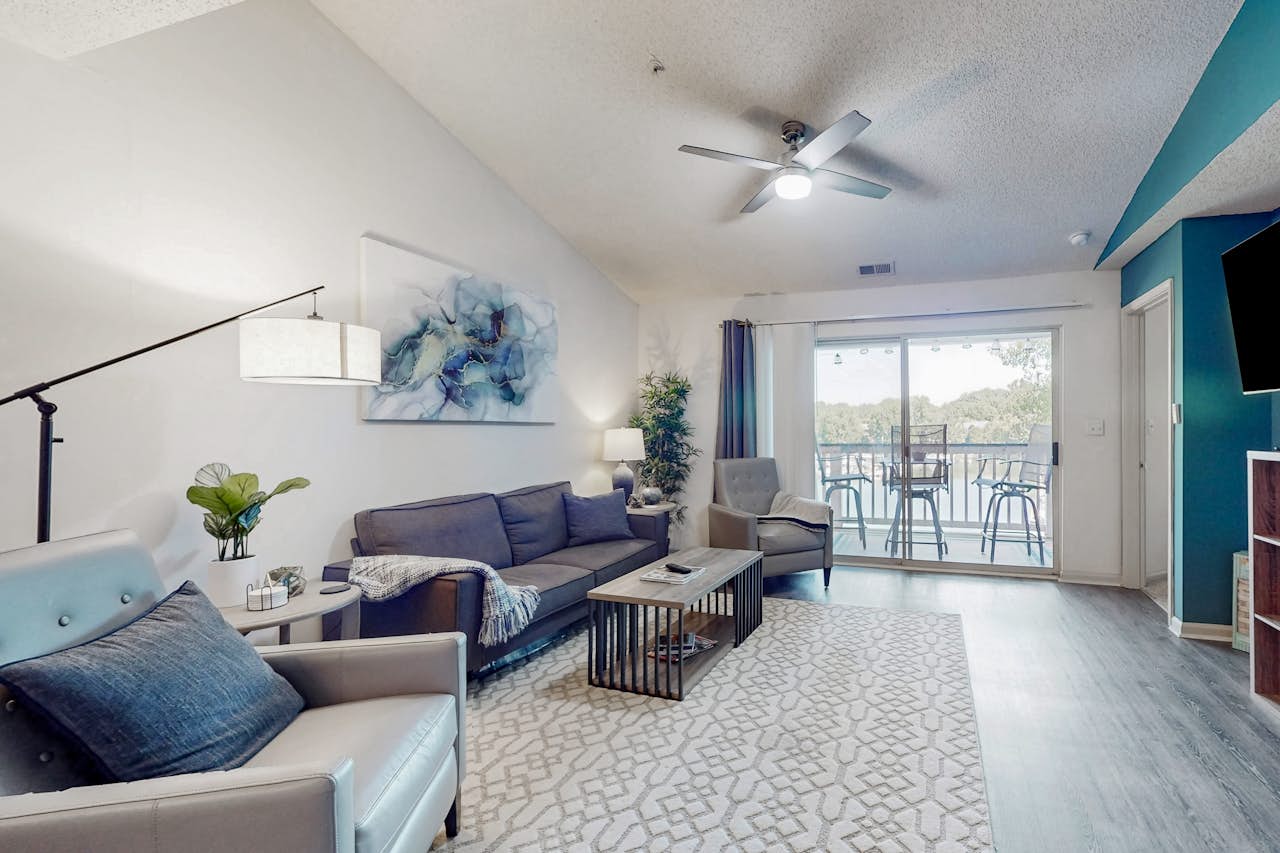 Waverunner Retreat 306 2 BD Cornelius, NC Vacation Rental Vacasa