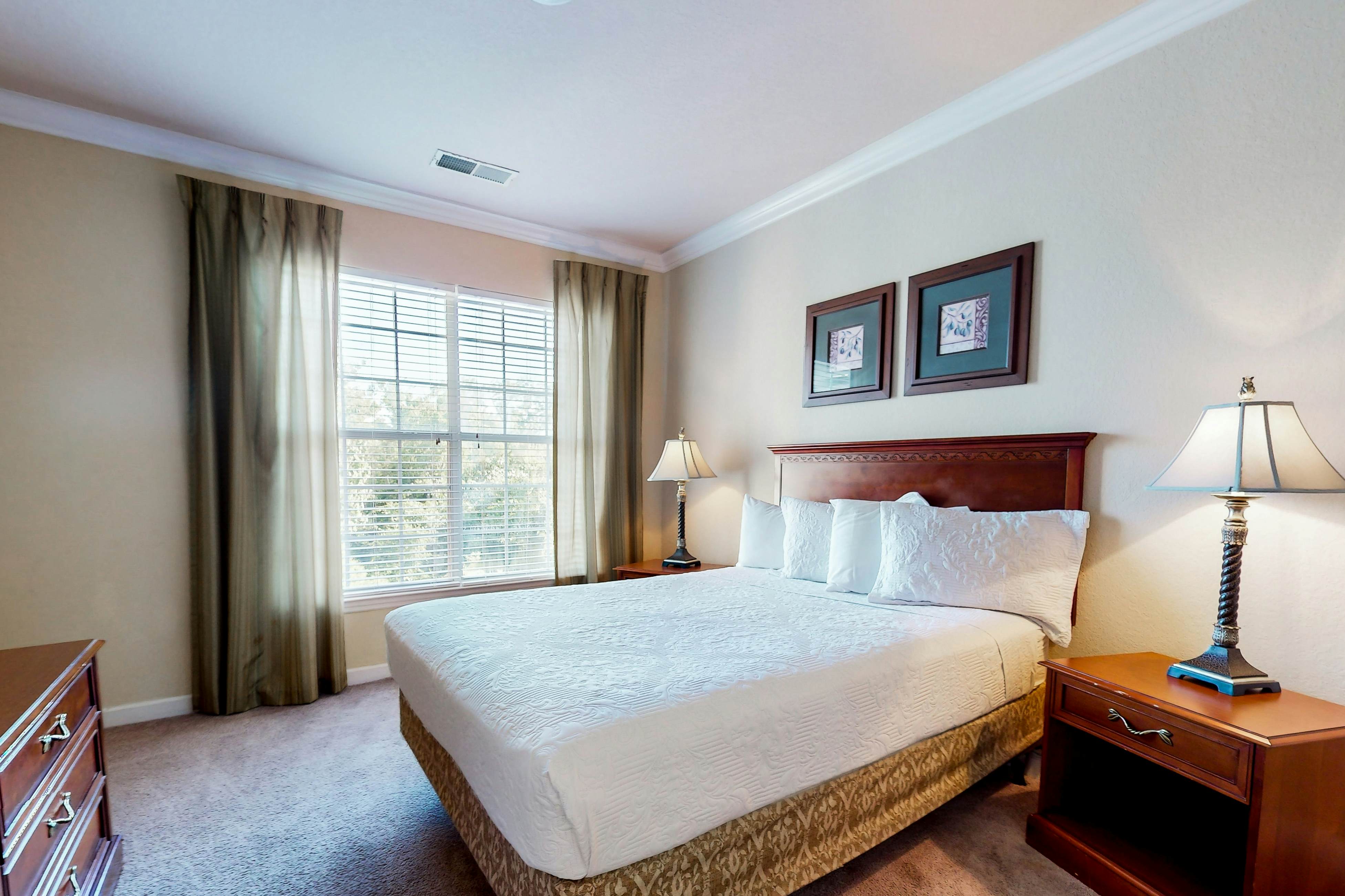 Tuscan Sunset - Tuscana Resort 