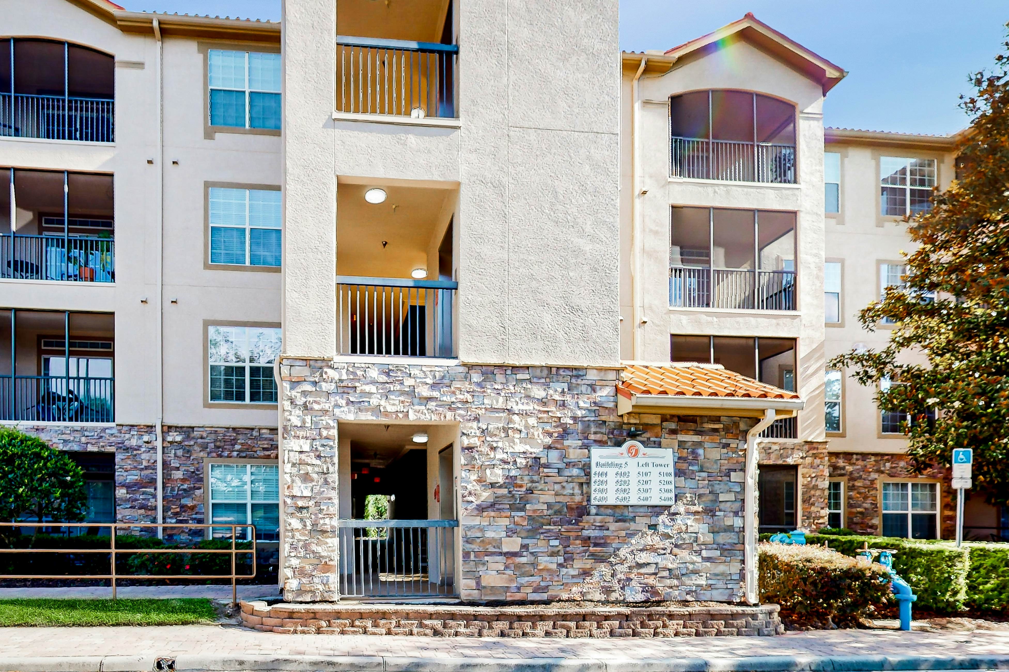 Tuscan Sunset - Tuscana Resort 