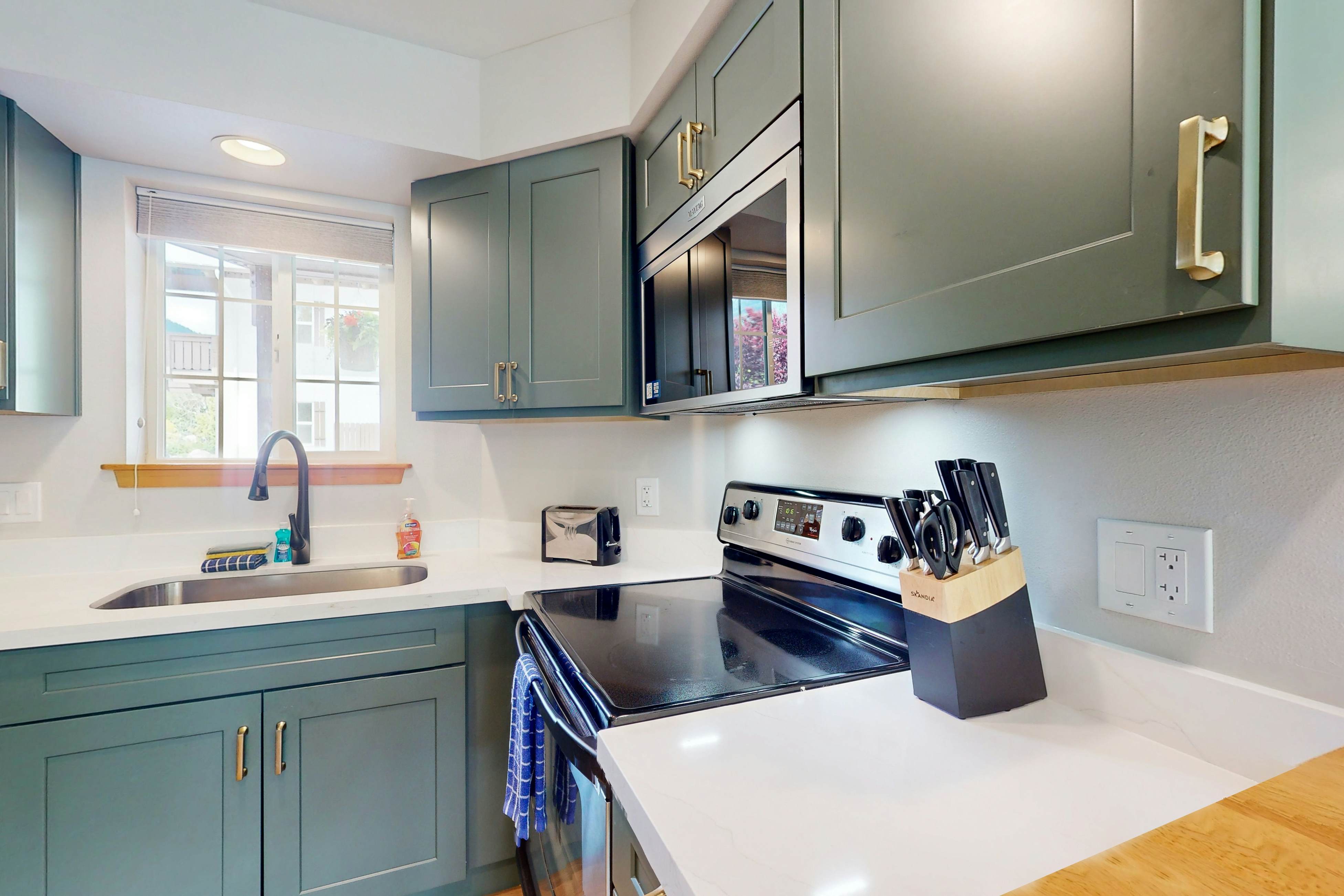 Icicle Village Resort Condo 505