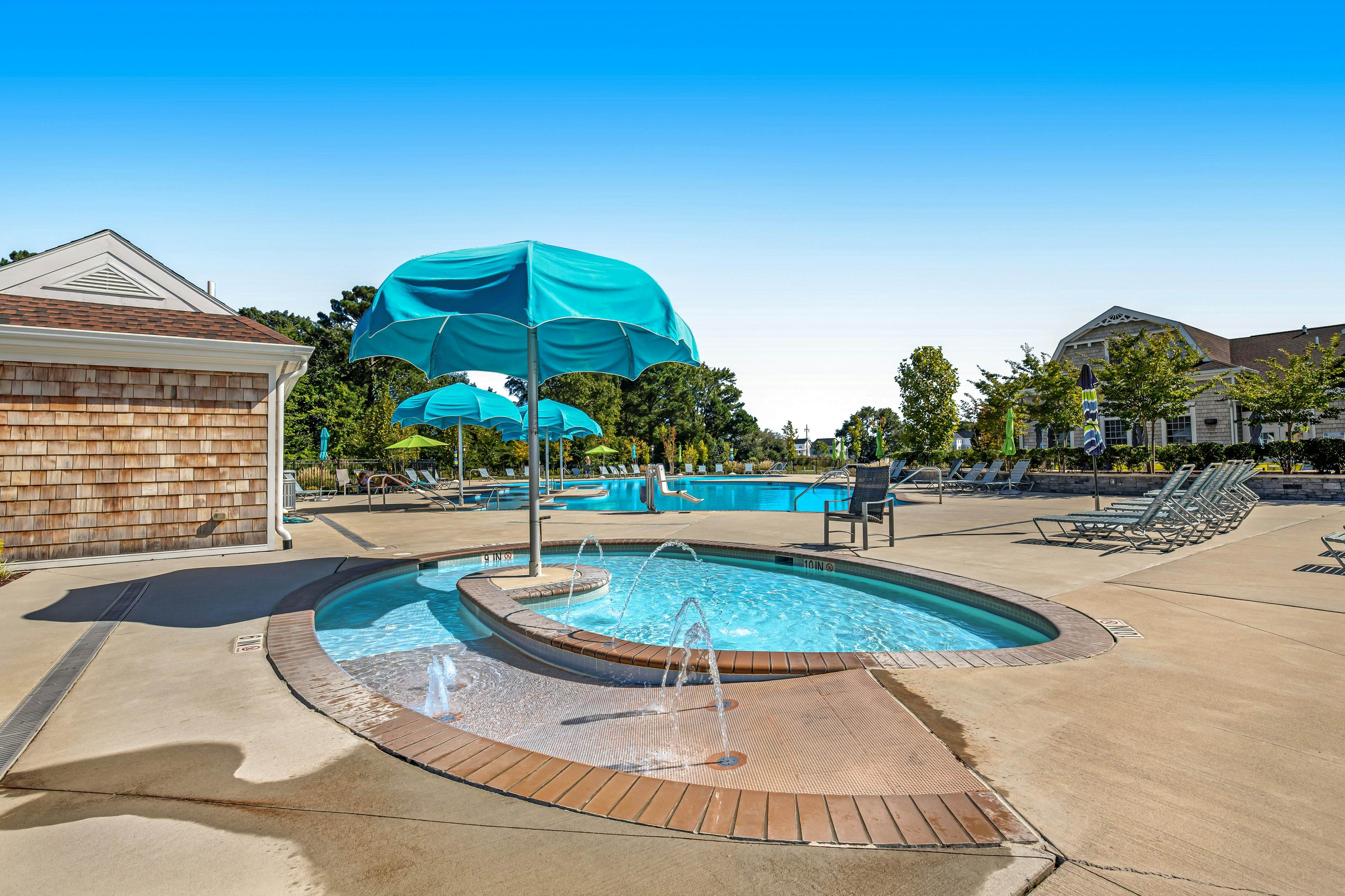 Ocean View Beach Club - 2 Middlesex Dr