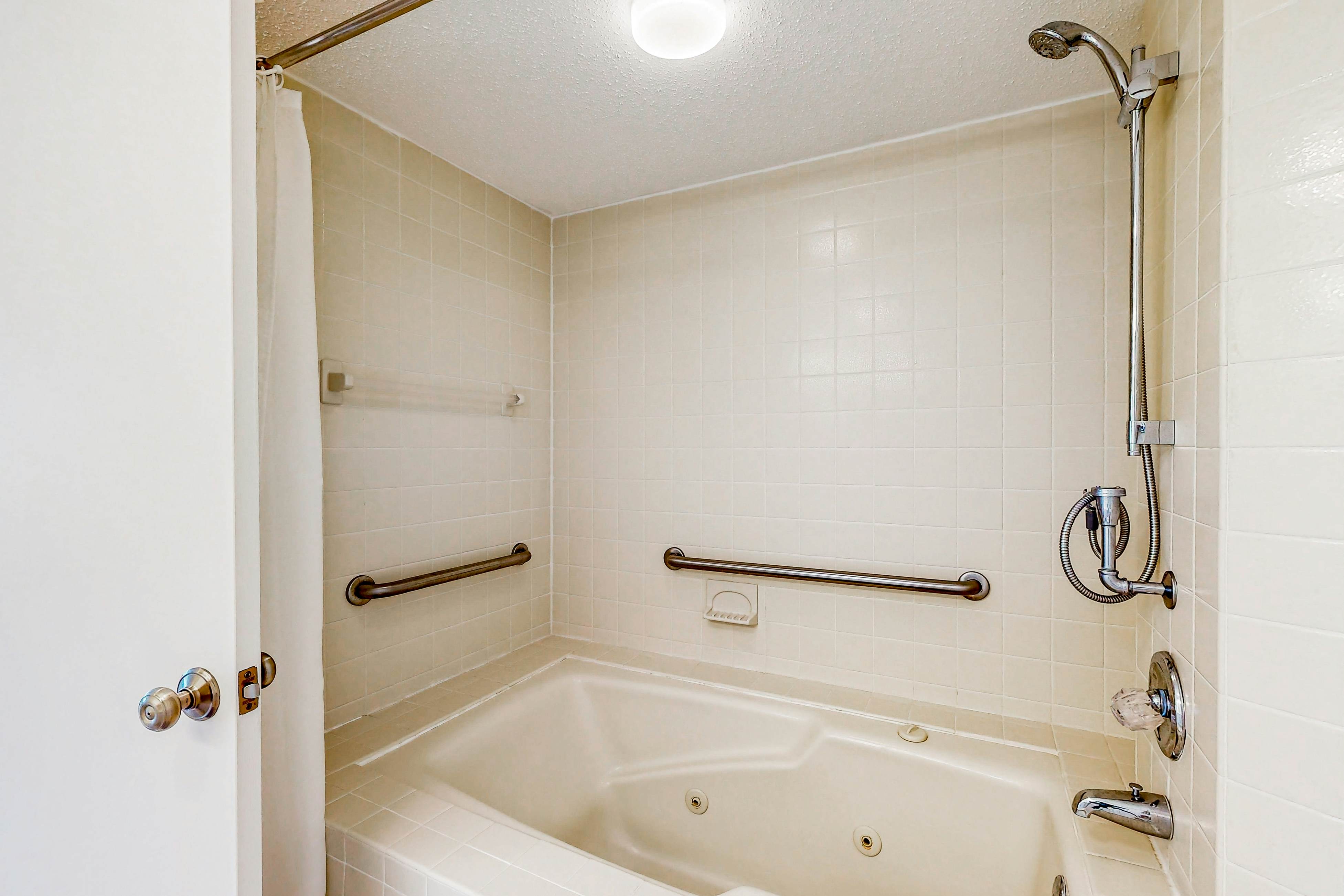 Kings Grant - 40097 E Oceanside Unit 21