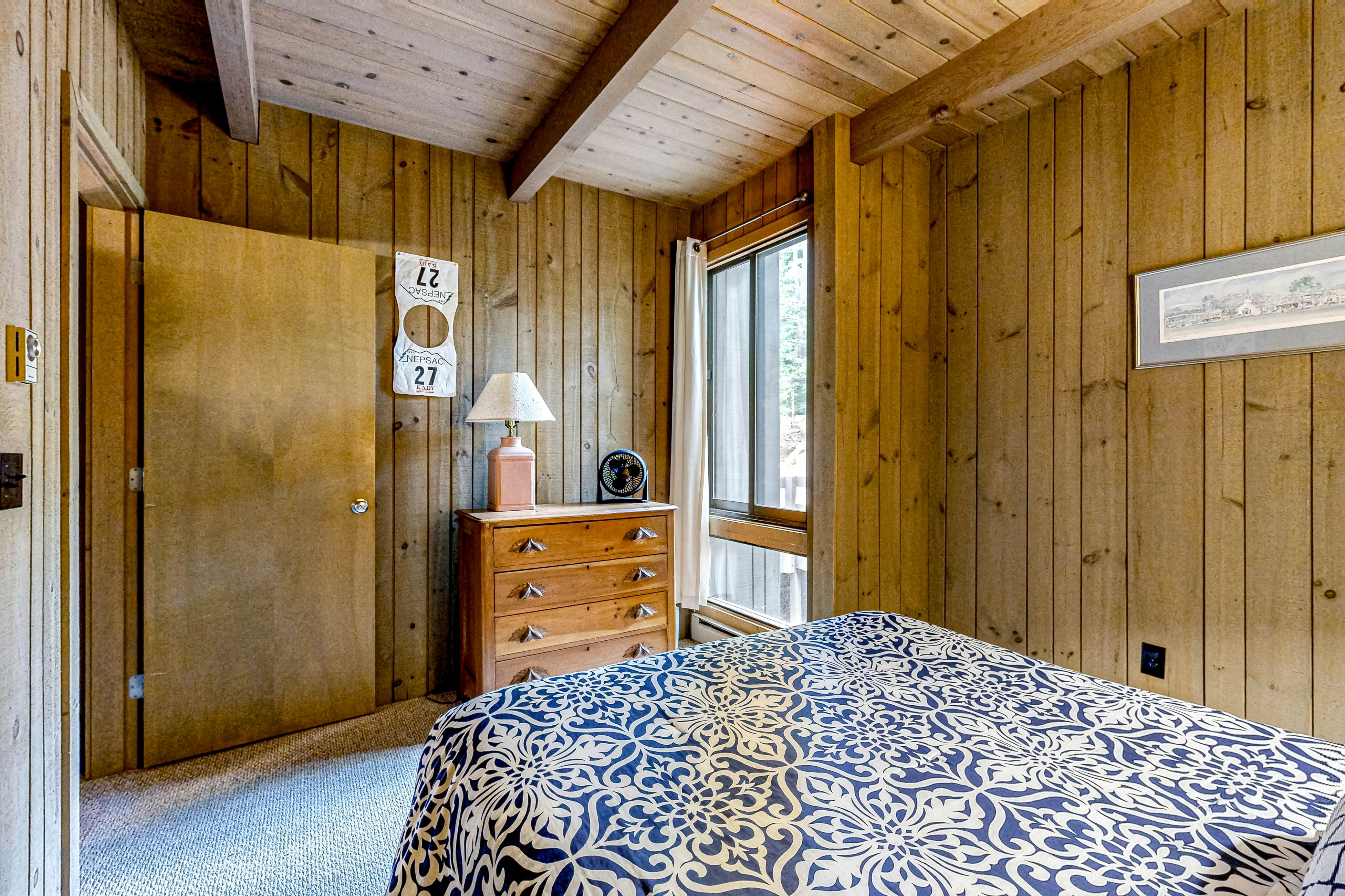 Snowy Peaks Hideaway